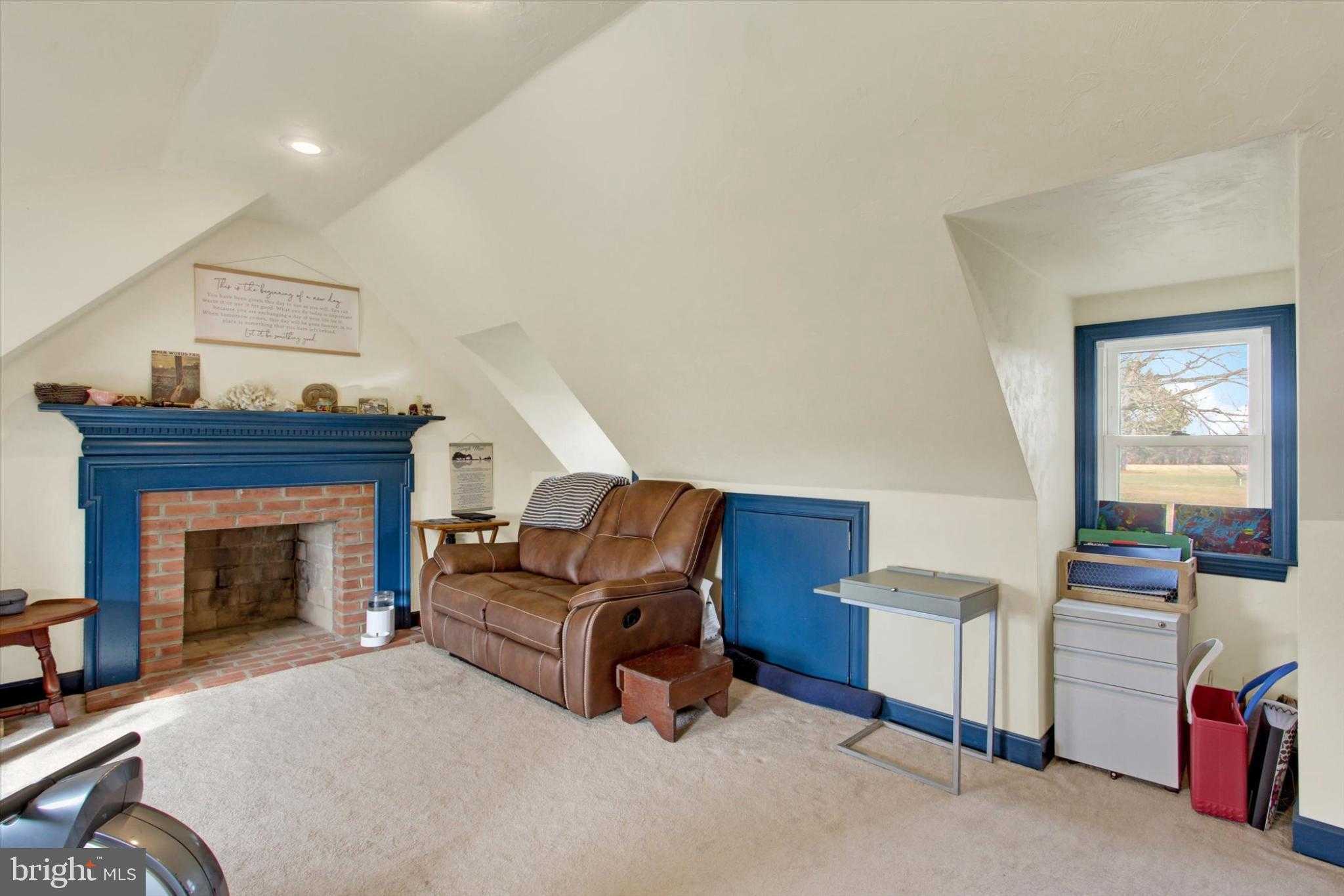 2894 Oxford Rd photo 25