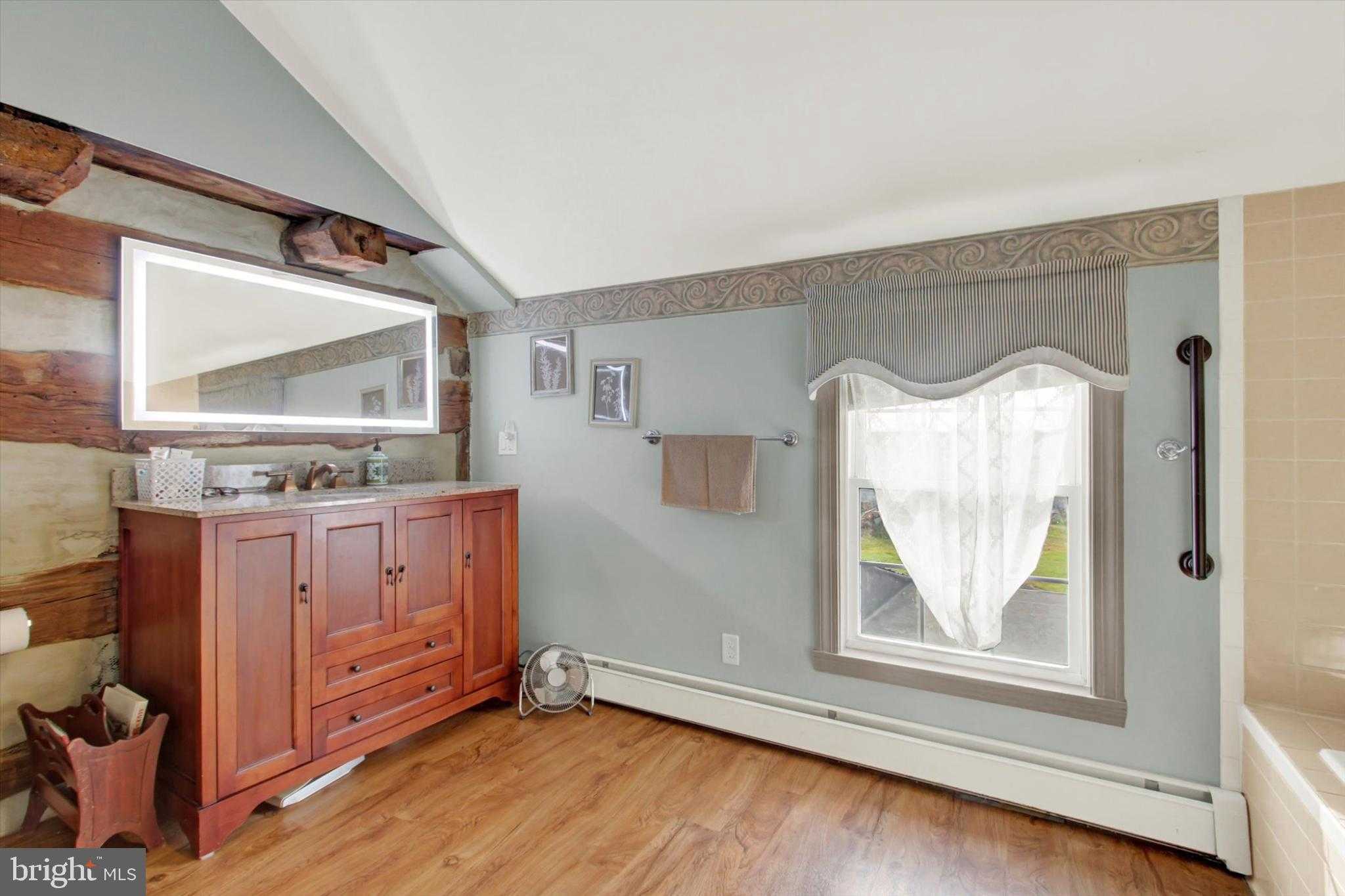 2894 Oxford Rd photo 30