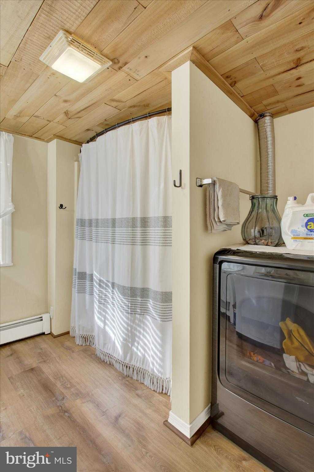 2894 Oxford Rd photo 35