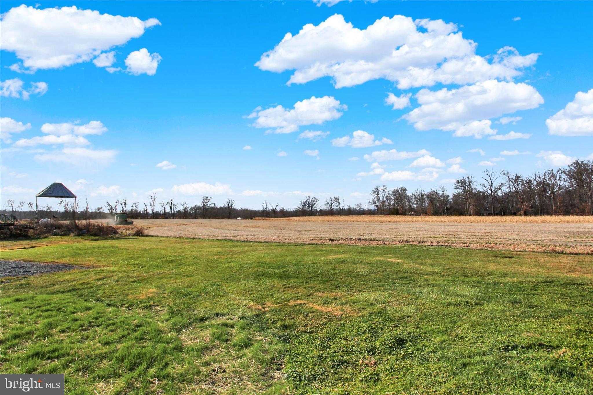 2894 Oxford Rd photo 48