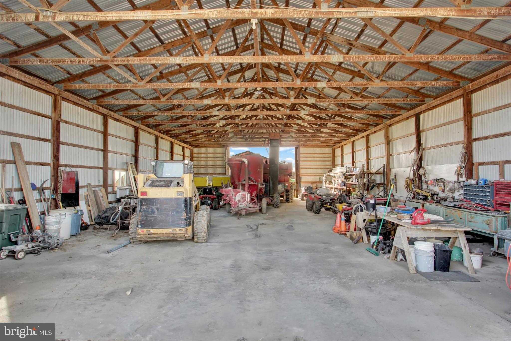 2894 Oxford Rd photo 50