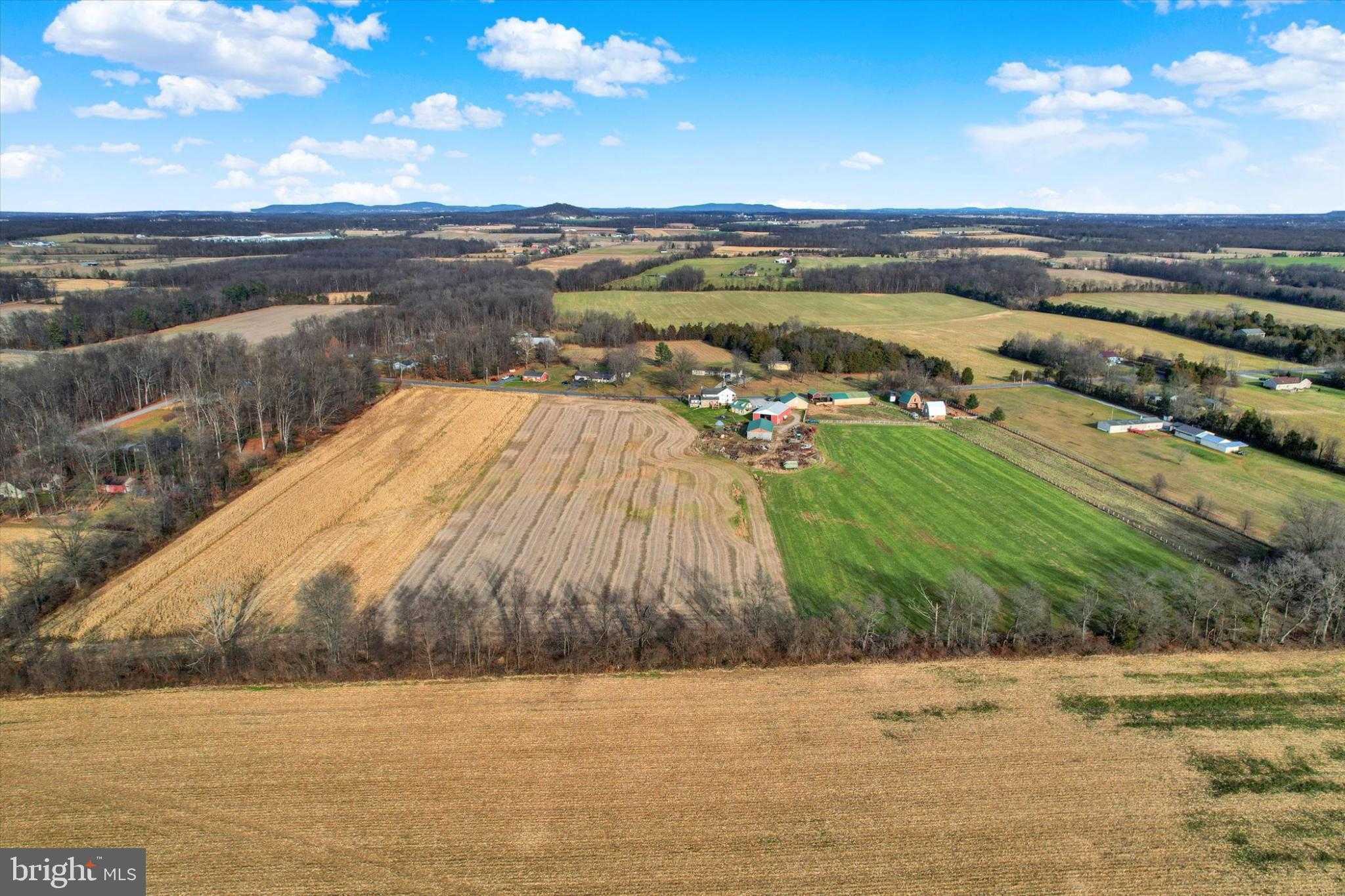 2894 Oxford Rd photo 63