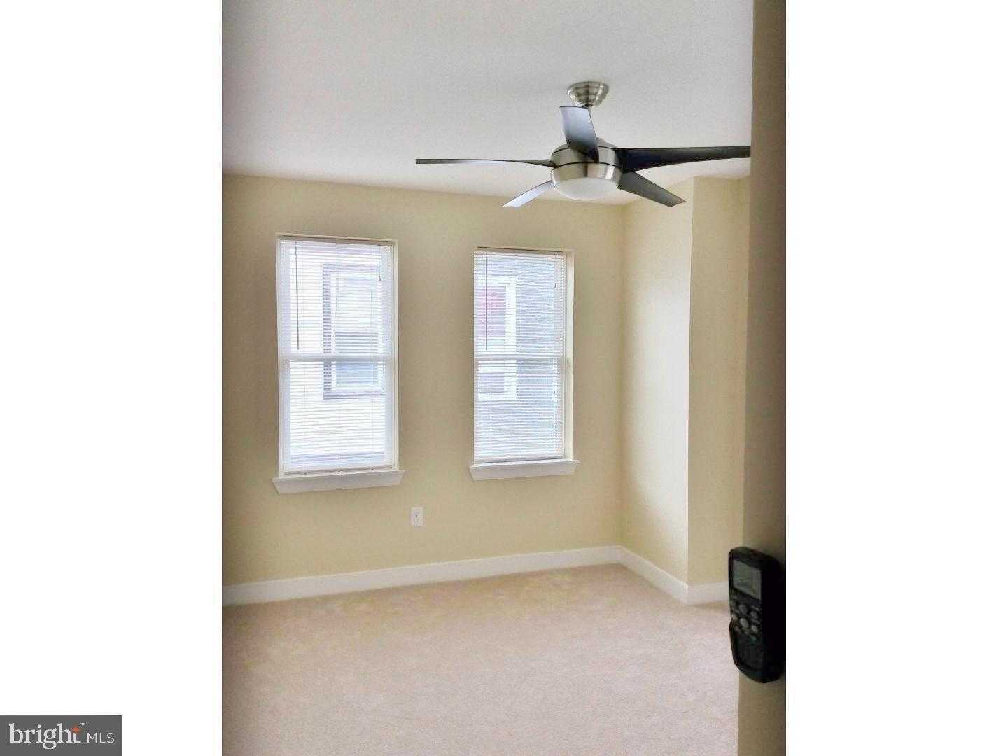 2325 Watkins St photo 7