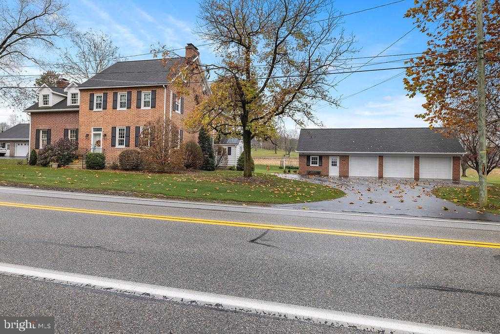 503 Main St, York Springs