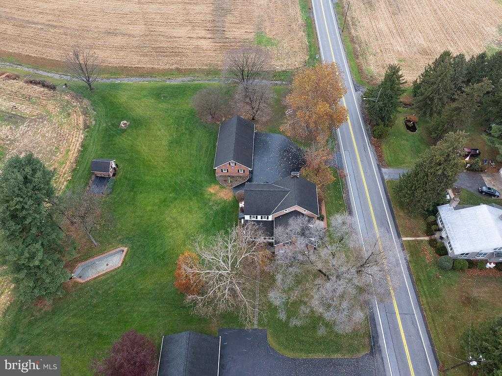 503 Main St photo 11