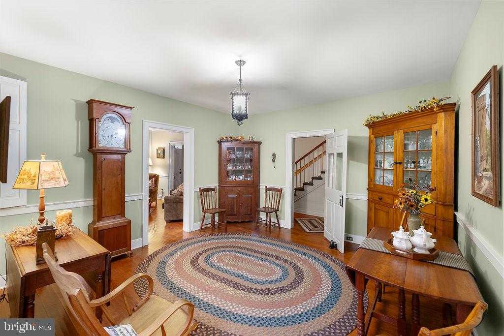 503 Main St photo 19