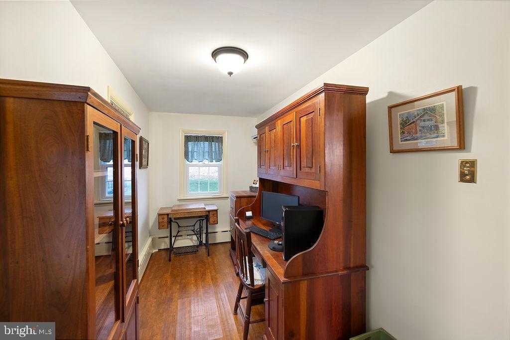 503 Main St photo 46