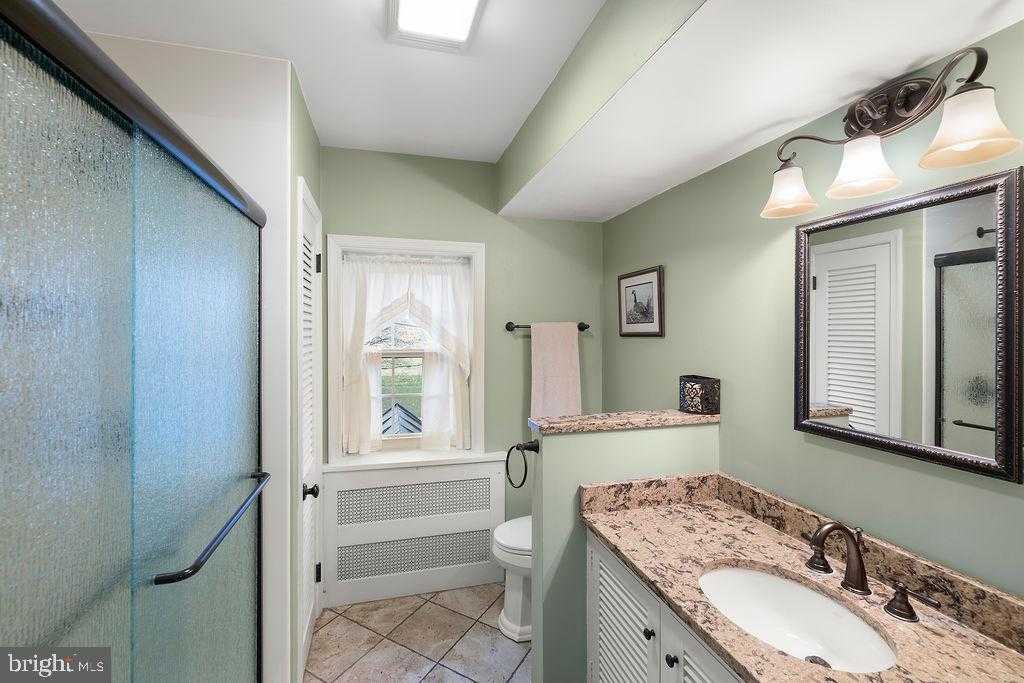 503 Main St photo 48