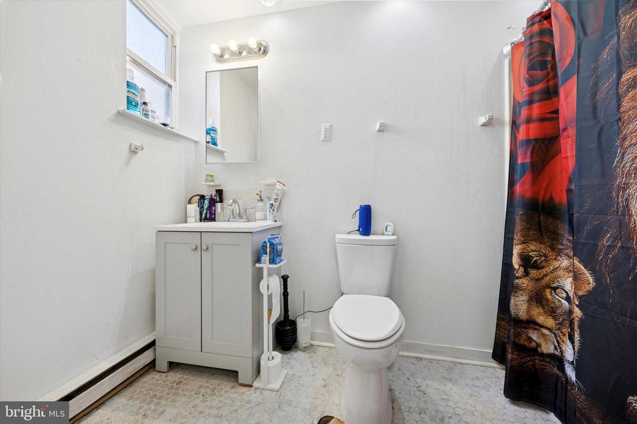 2343 E Somerset St photo 29