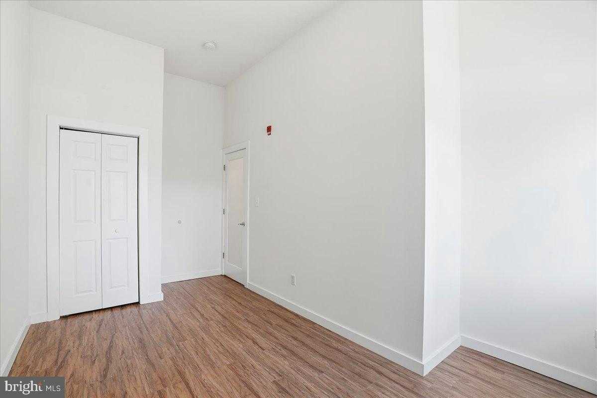 1426 N Willington St photo 8