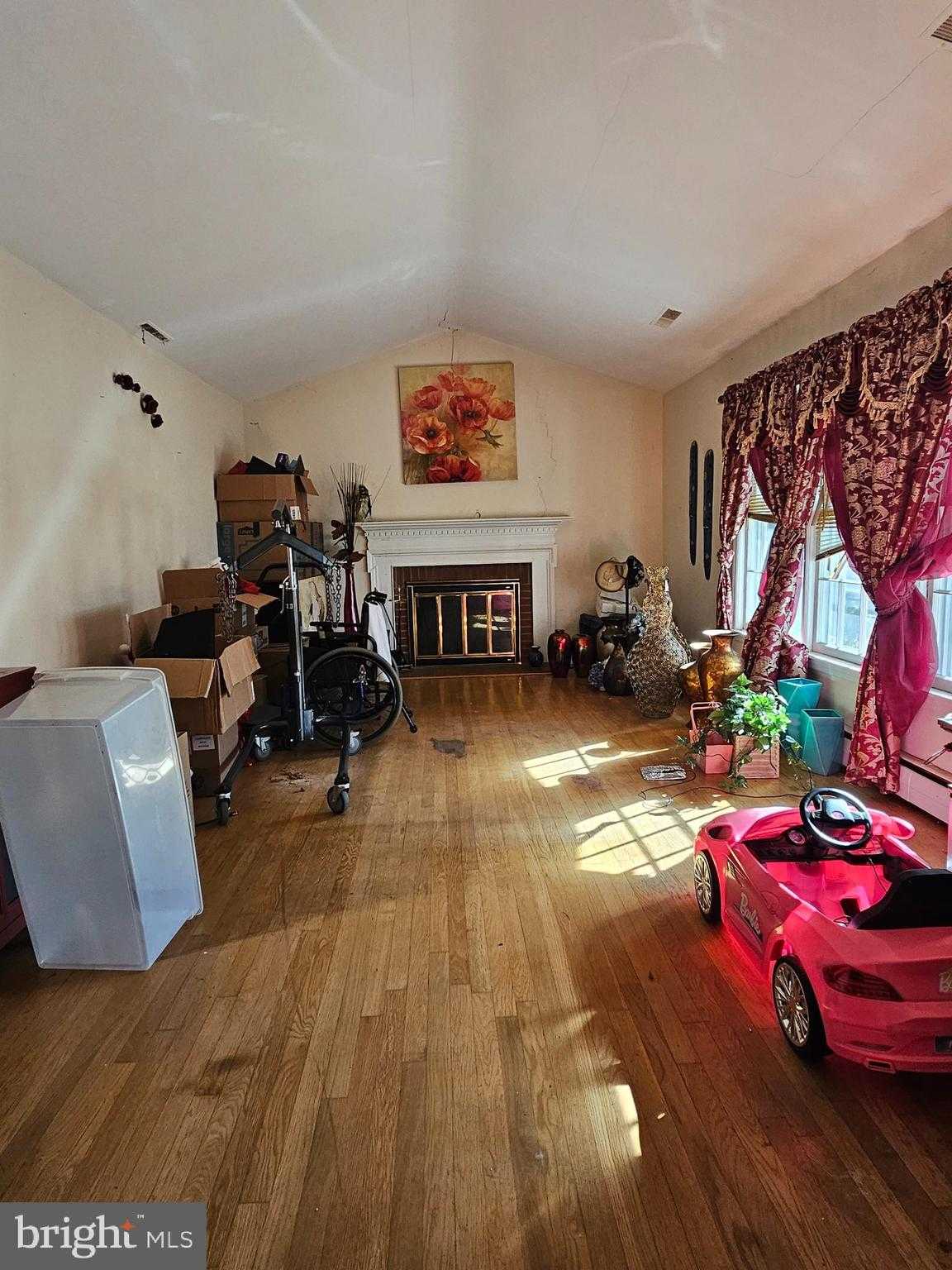 703 Camelia Rd photo 5