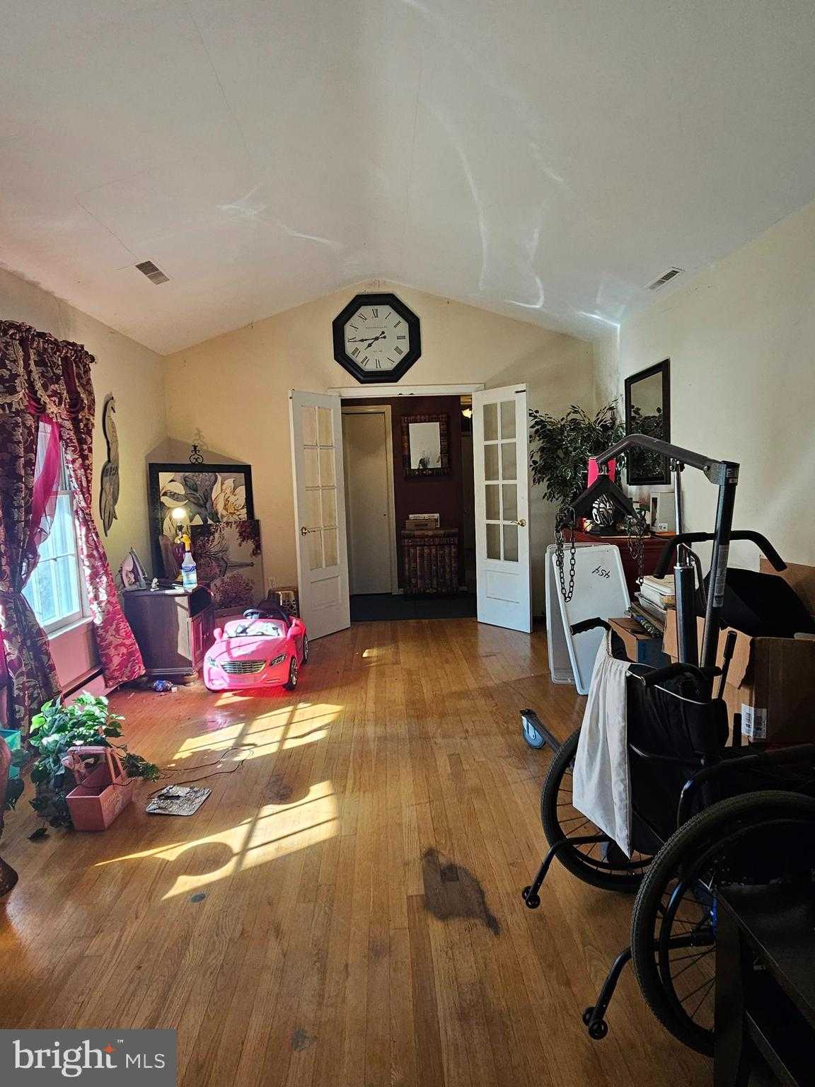 703 Camelia Rd photo 6