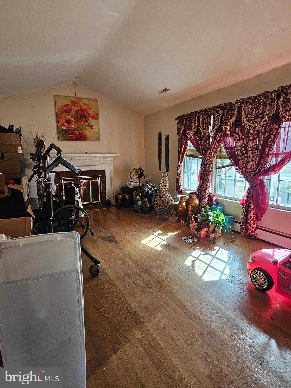 703 Camelia Rd photo 7