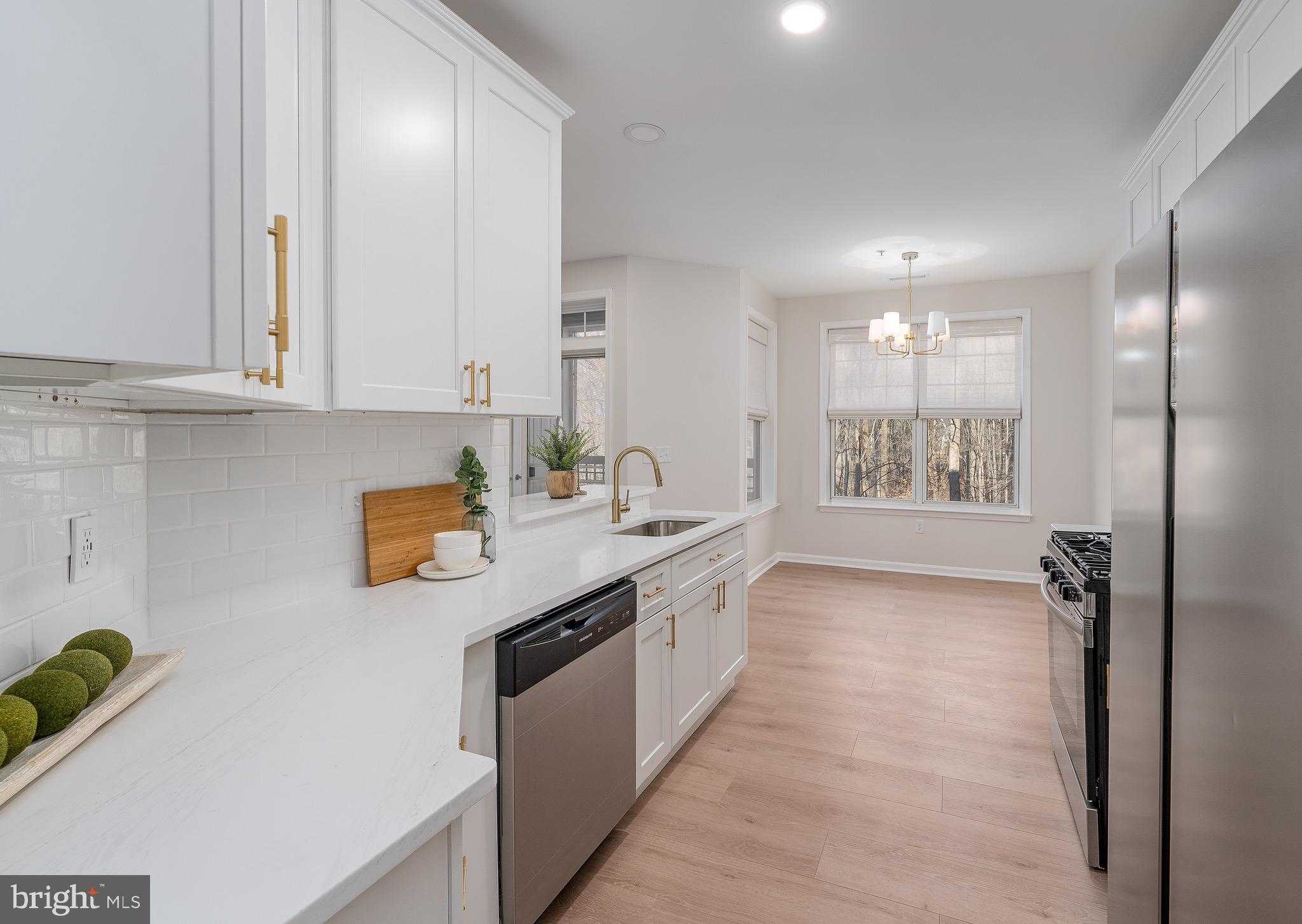 1302g Scottsdale Dr # 173 photo 2