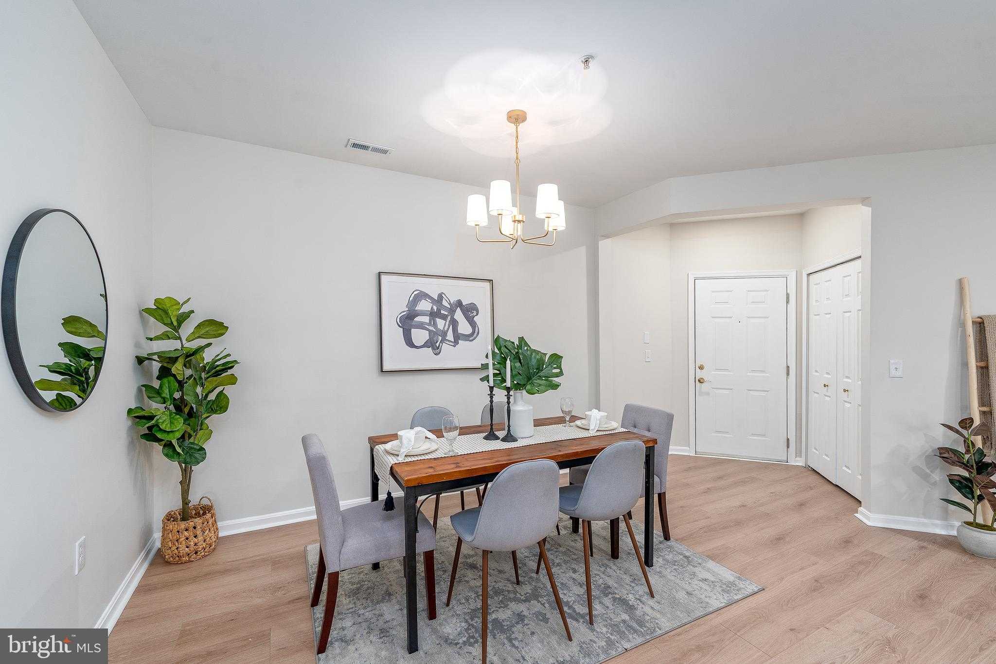 1302g Scottsdale Dr # 173 photo 5