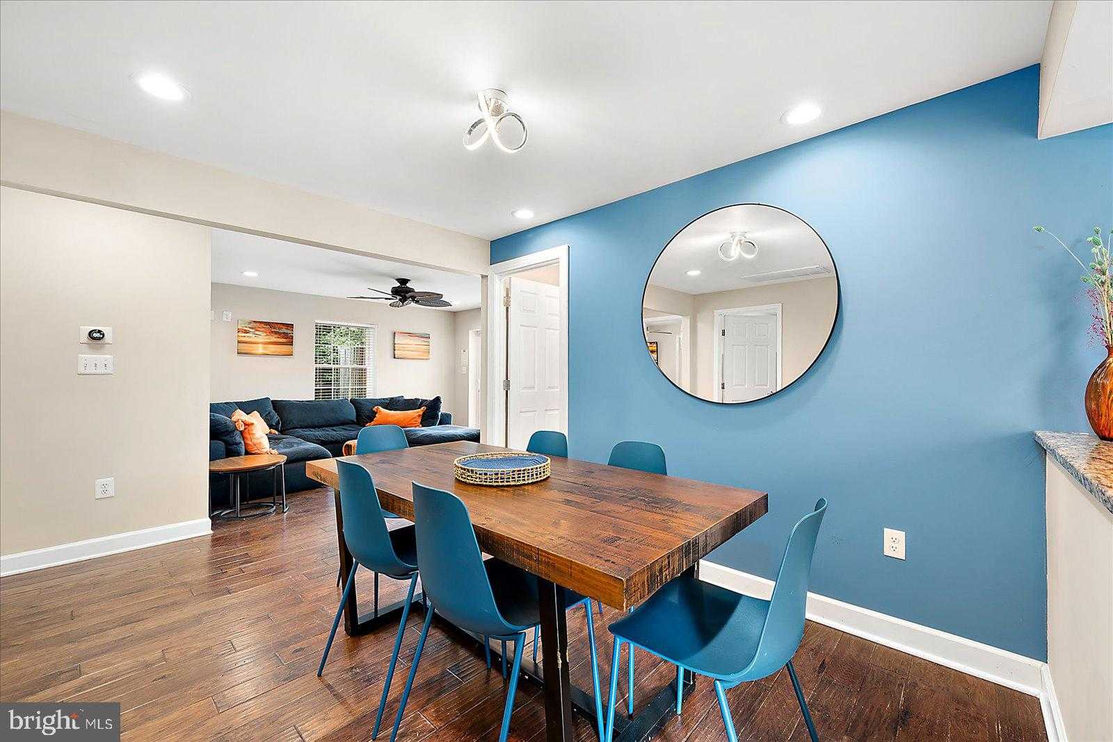 10428 Exeter Rd photo 11