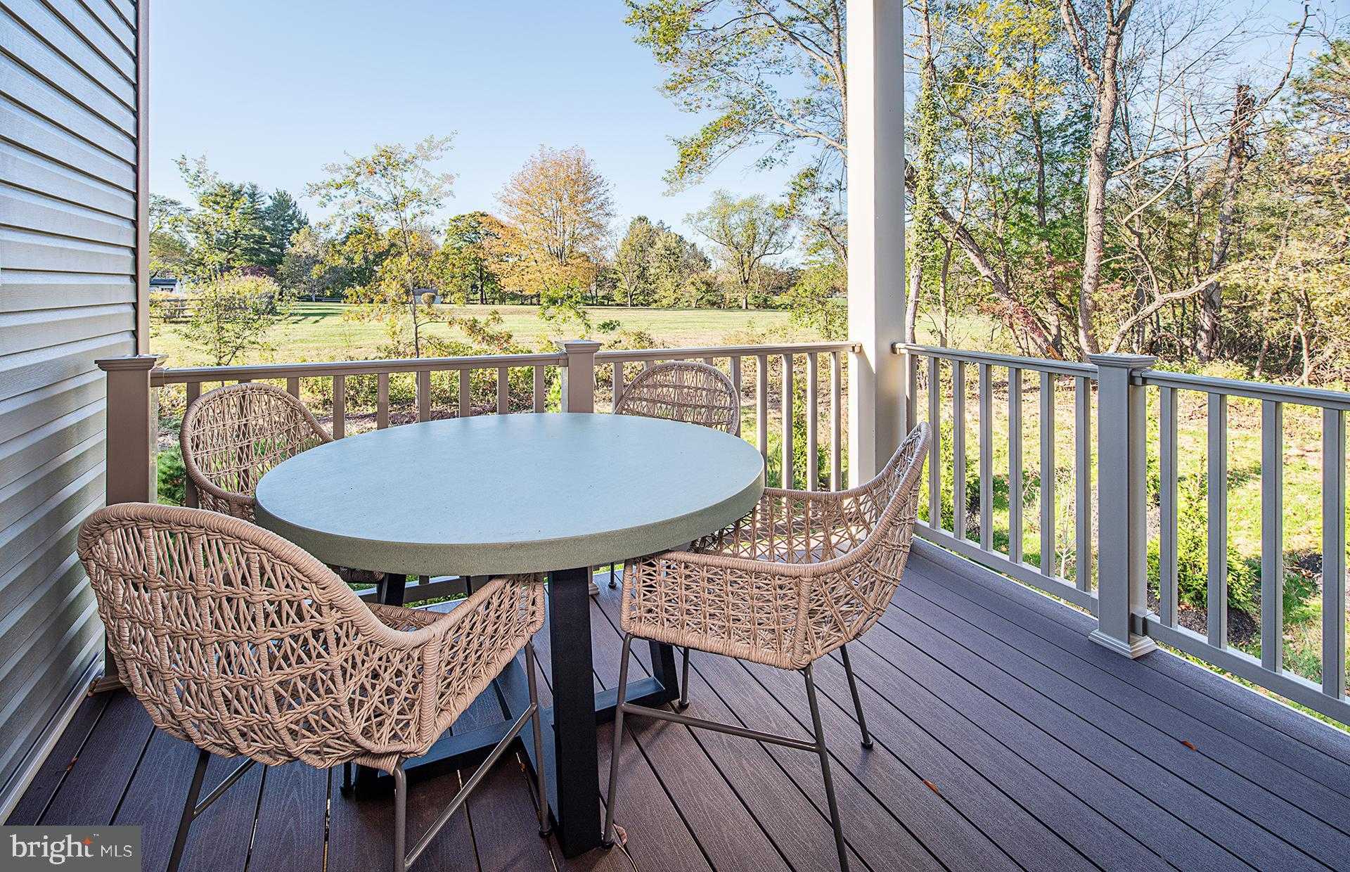 117 Beacon Ct photo 5