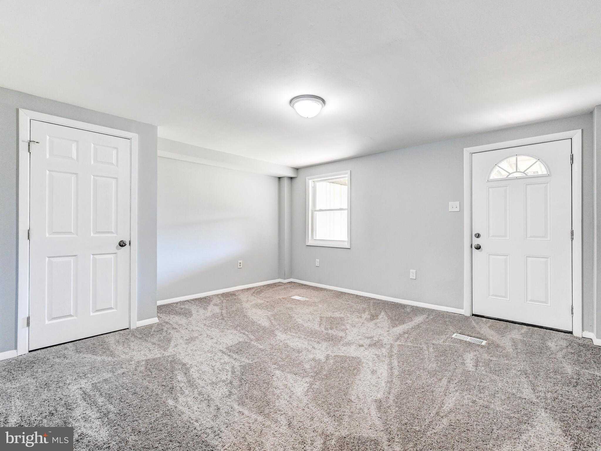 1005 Parkvalley CT photo 21