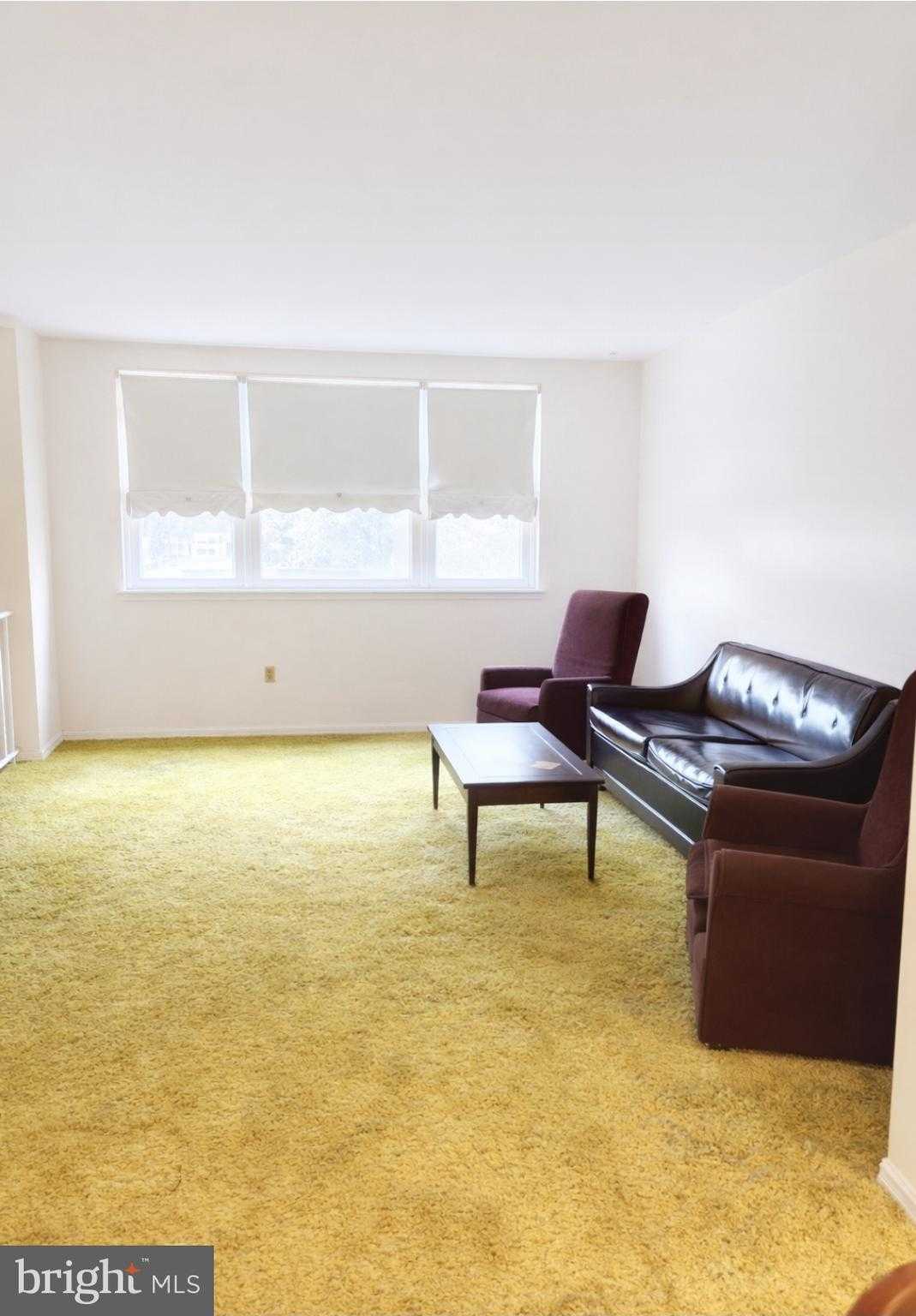 3230 Comly Rd photo 3