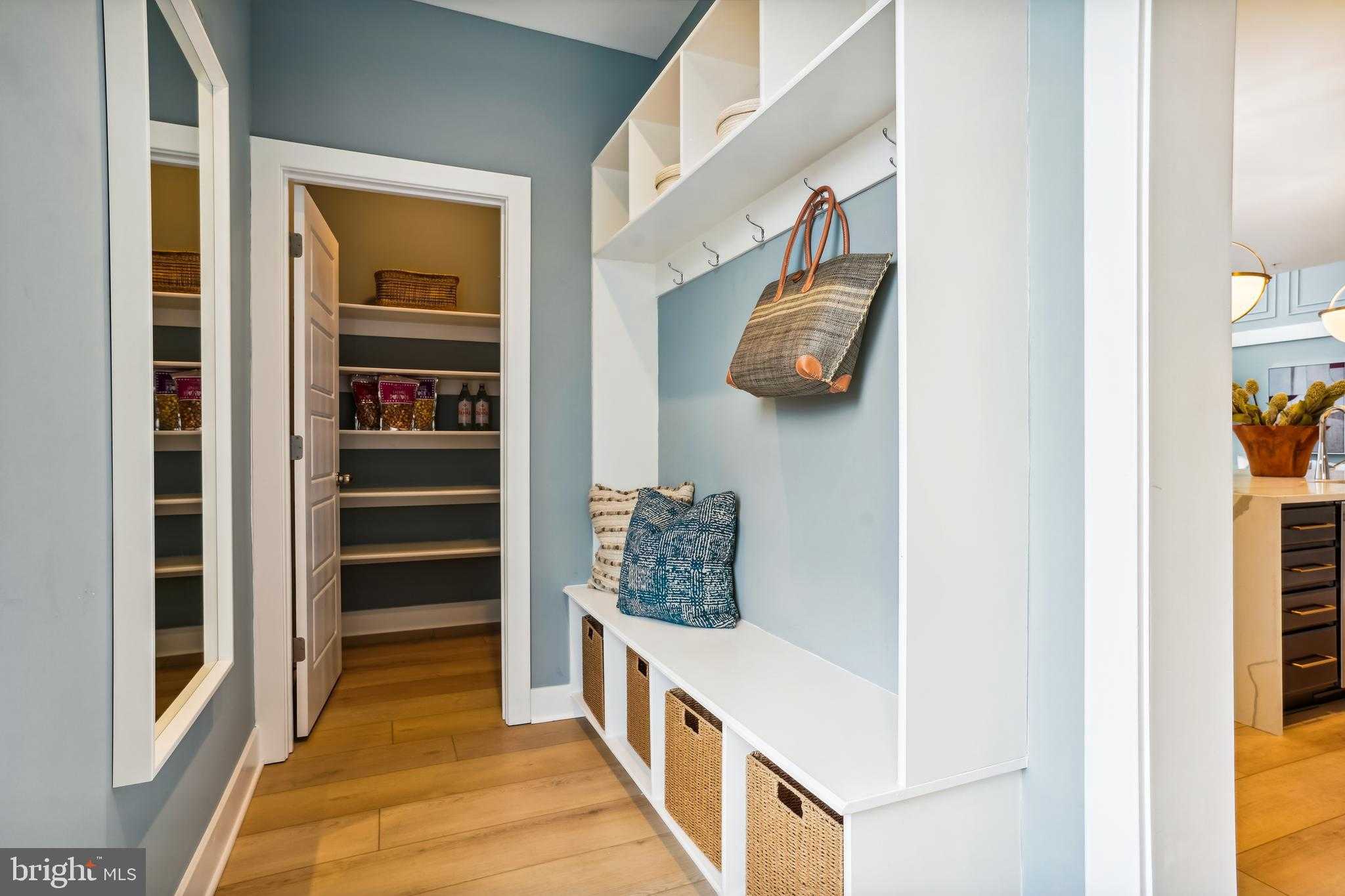 14521 Danforth St photo 14