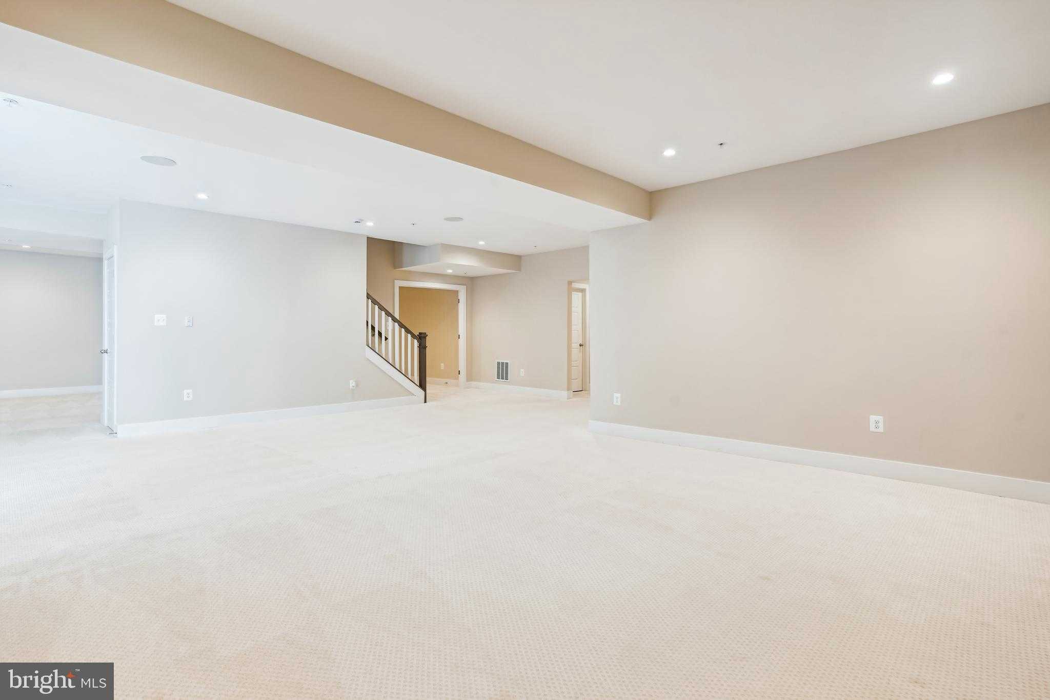 14521 Danforth St photo 43