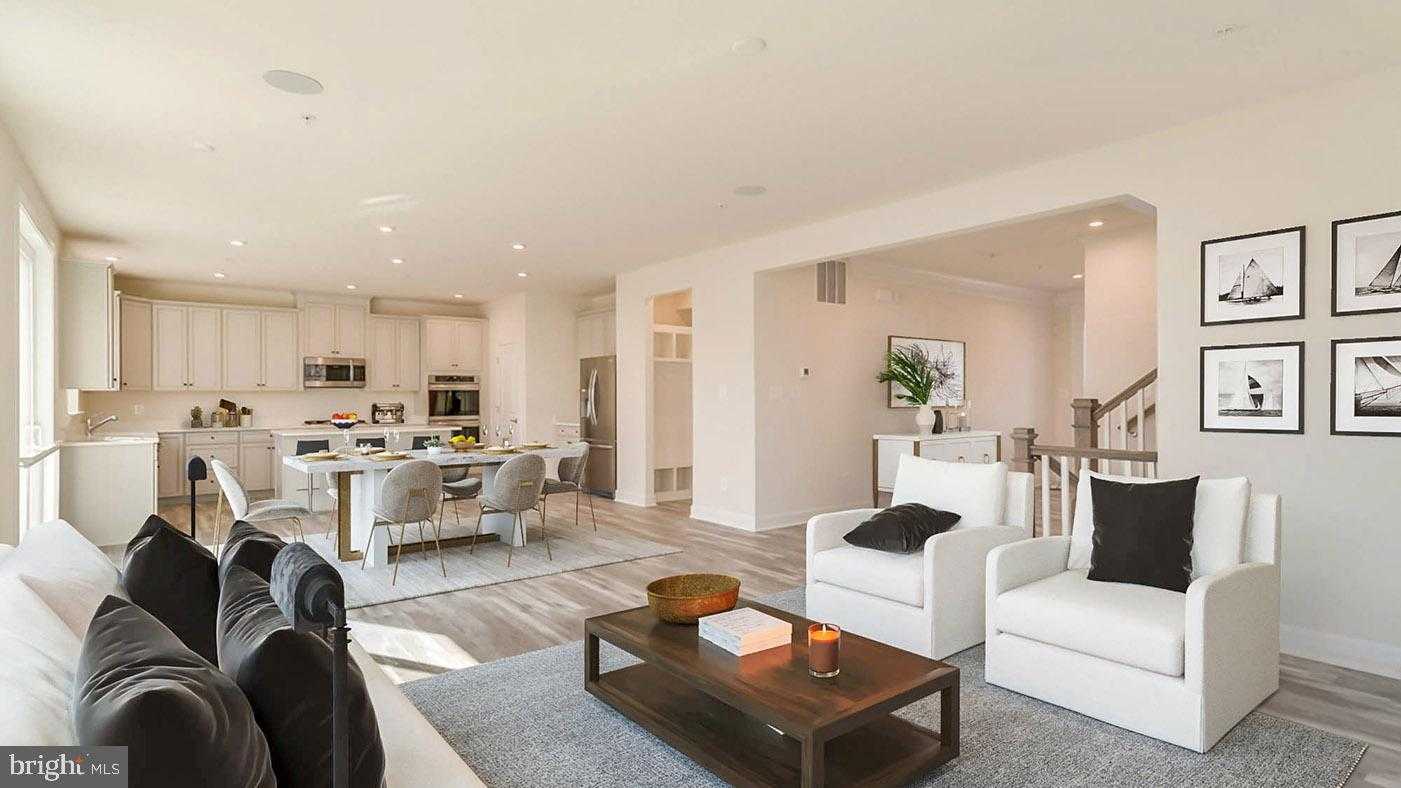 8633 Resilience St photo 2