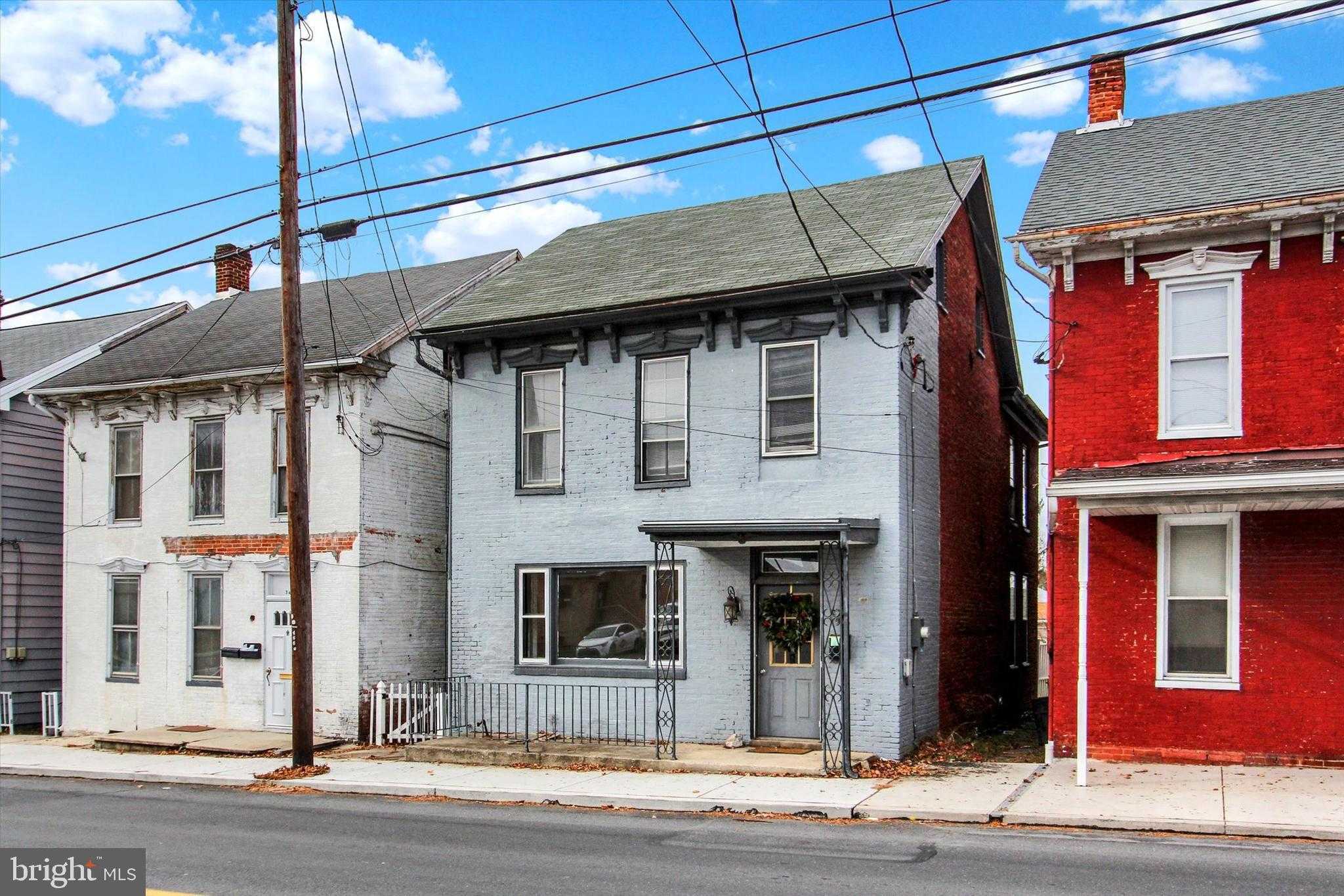 346 S Potomac St photo 3