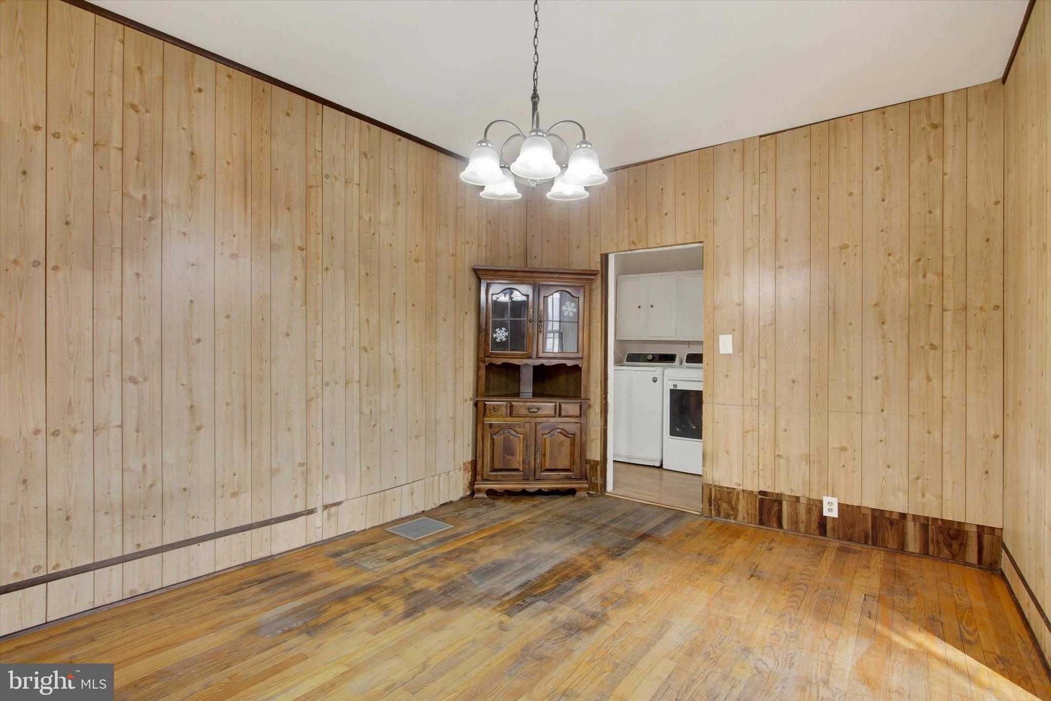 346 S Potomac St photo 7