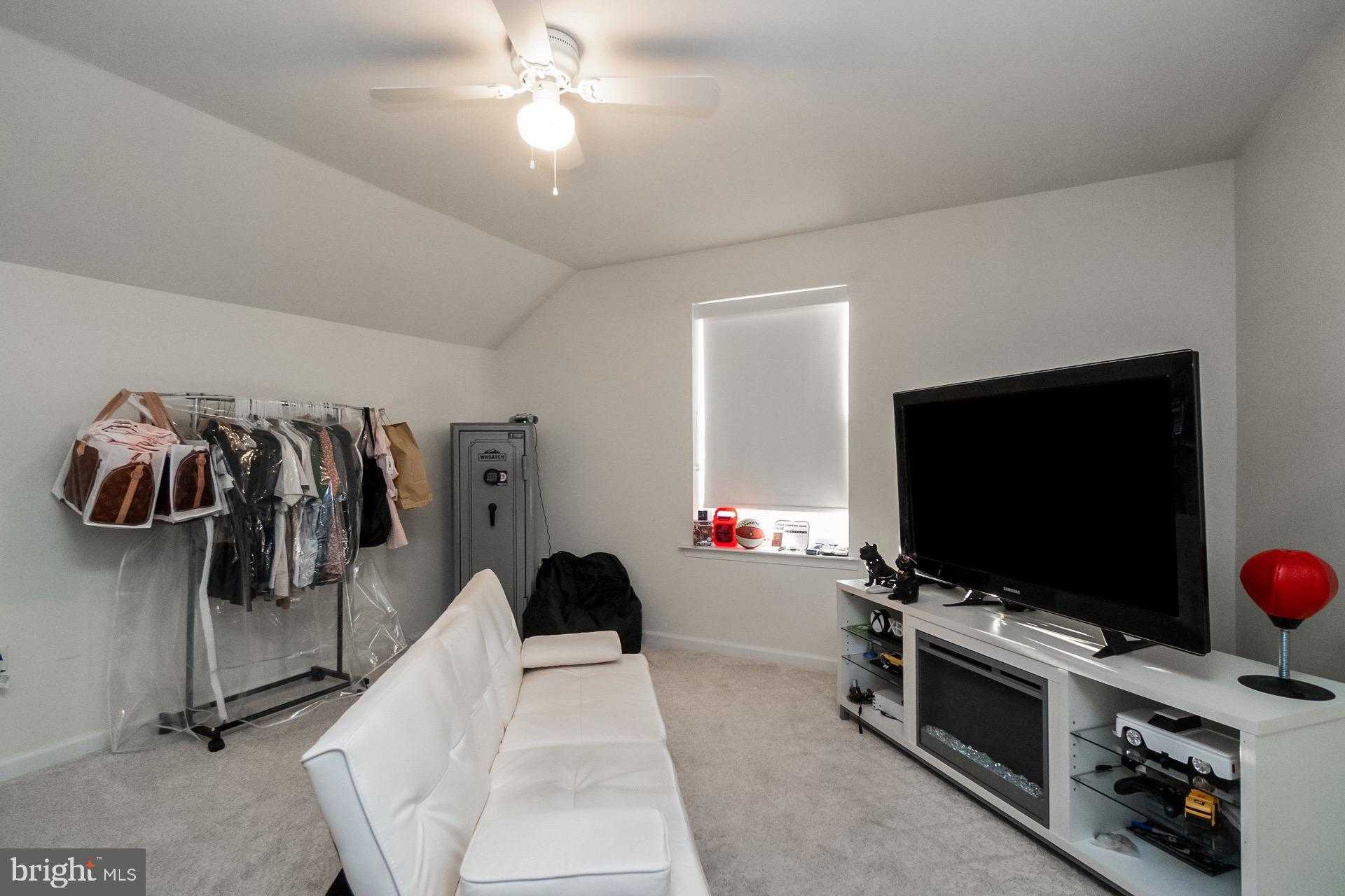 33 Starseed Dr photo 46