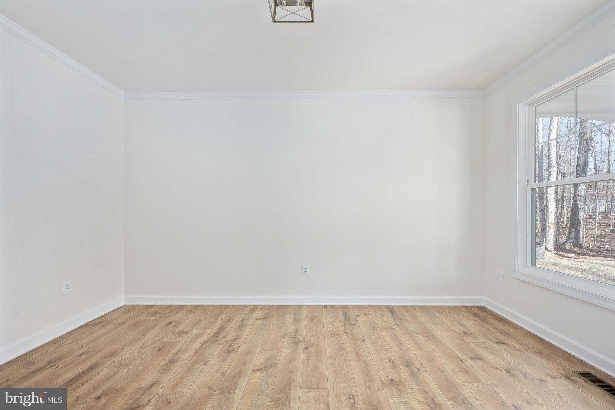 569 Tacketts Mill Rd photo 26