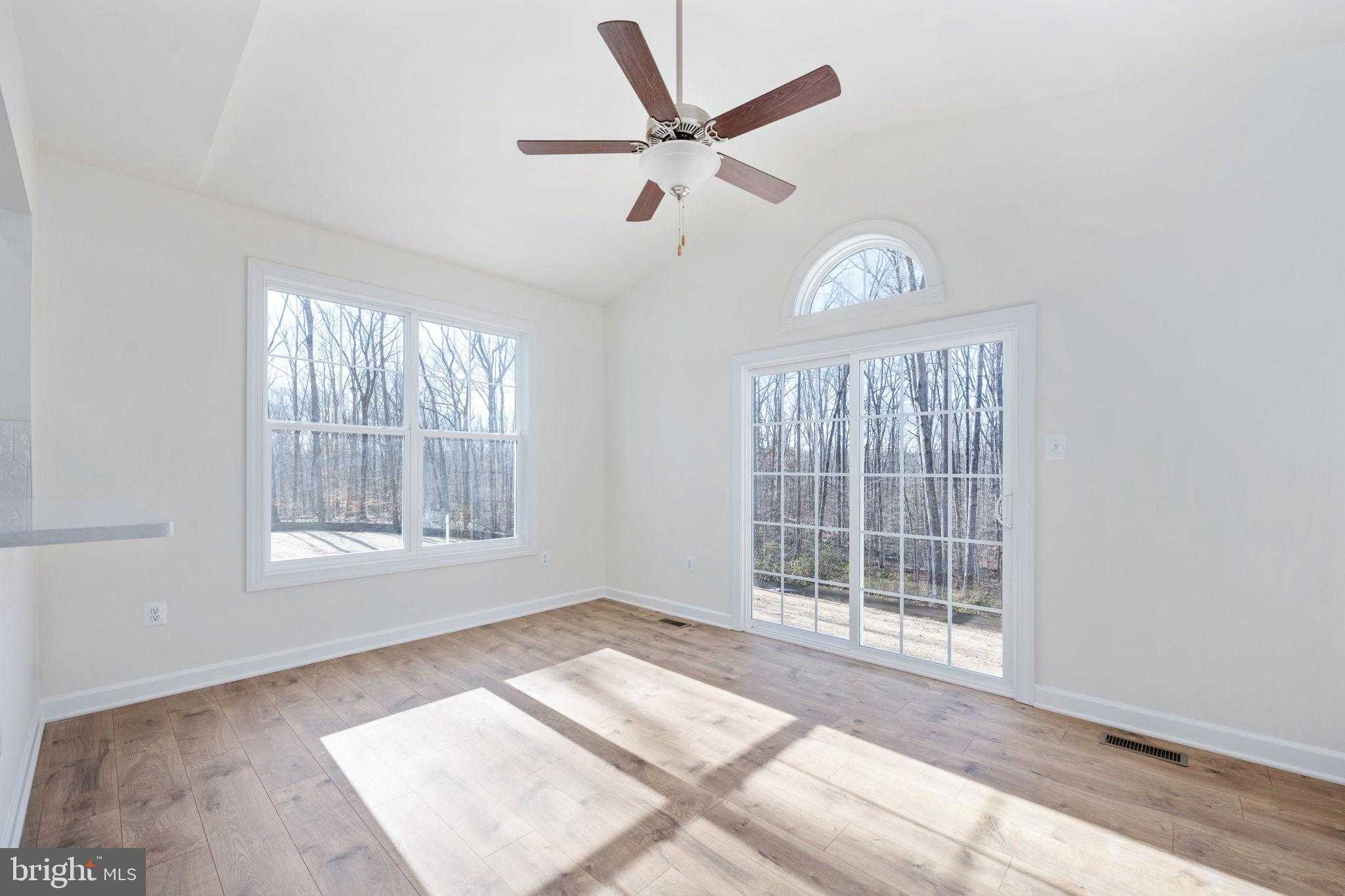 569 Tacketts Mill Rd photo 59