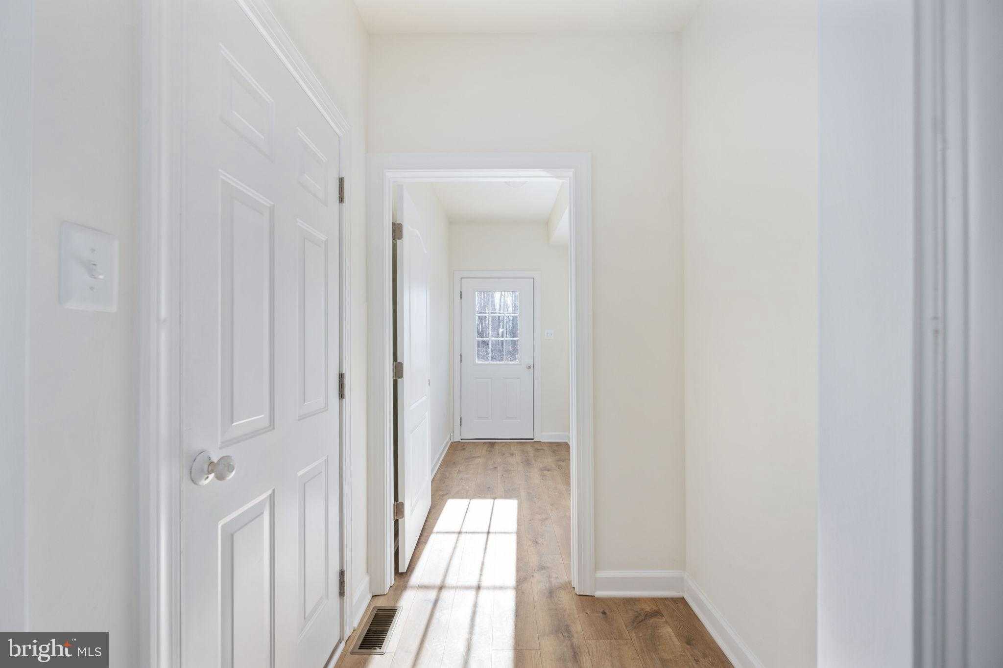 569 Tacketts Mill Rd photo 62