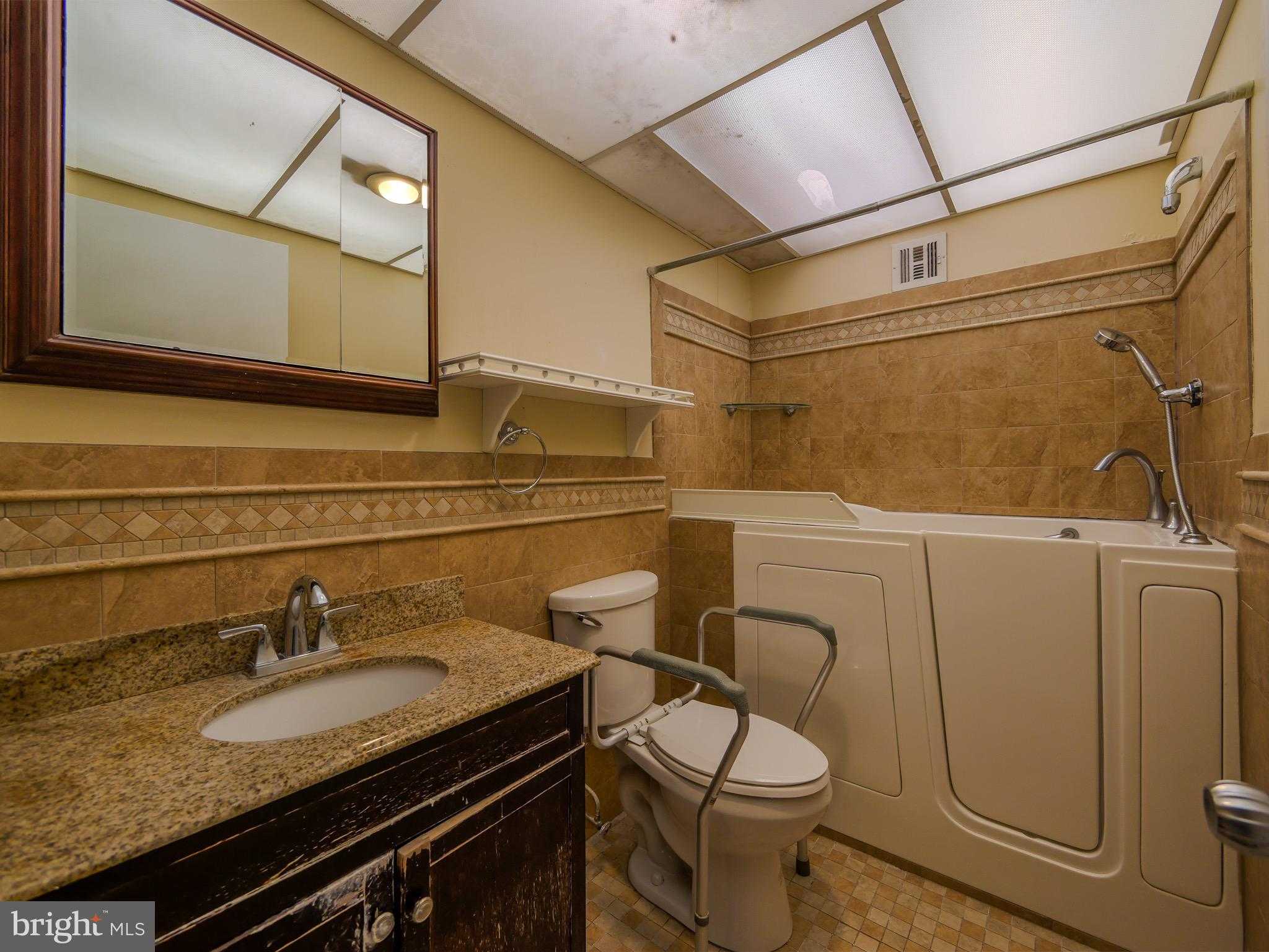 1001 City Ave photo 16