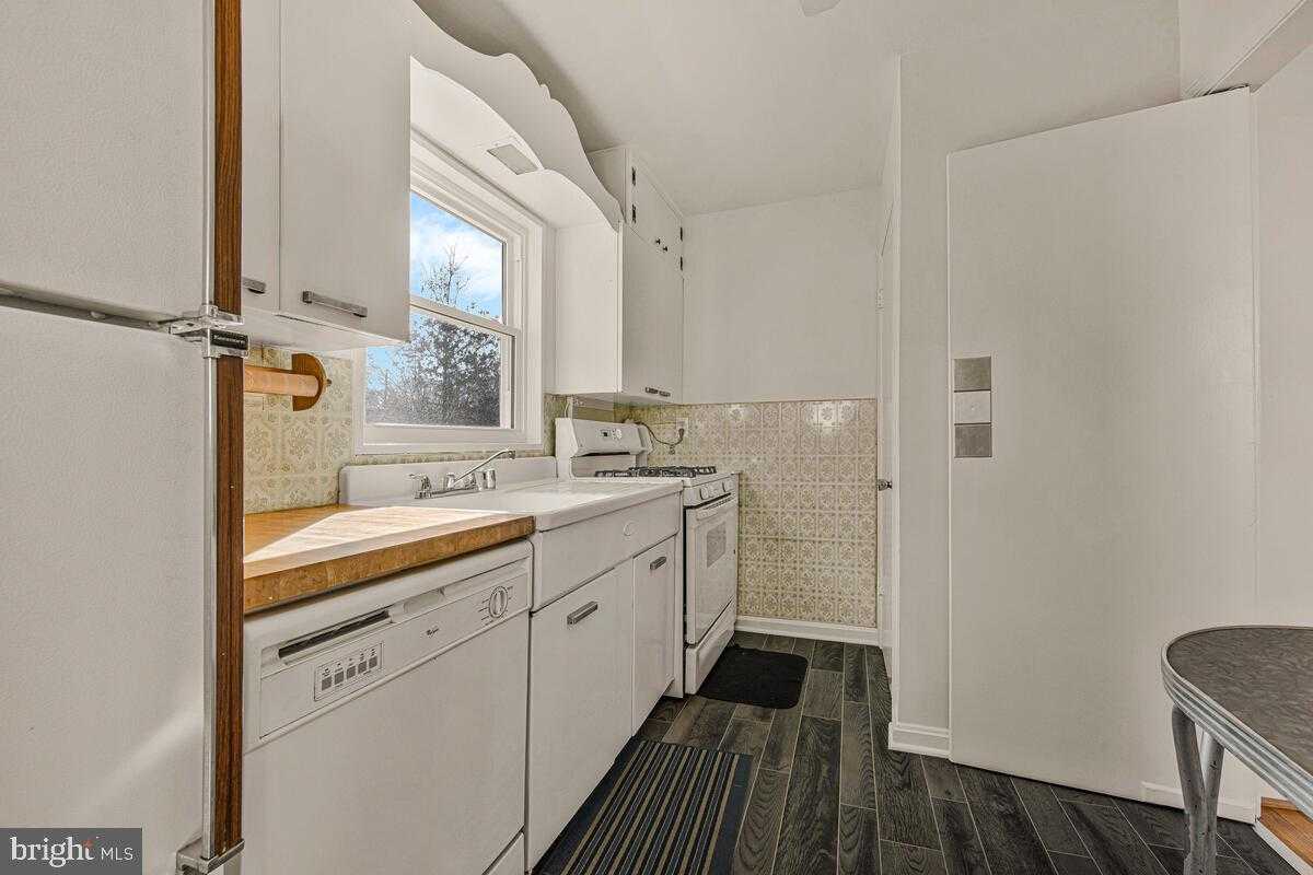 4803 Stockton Ln photo 12