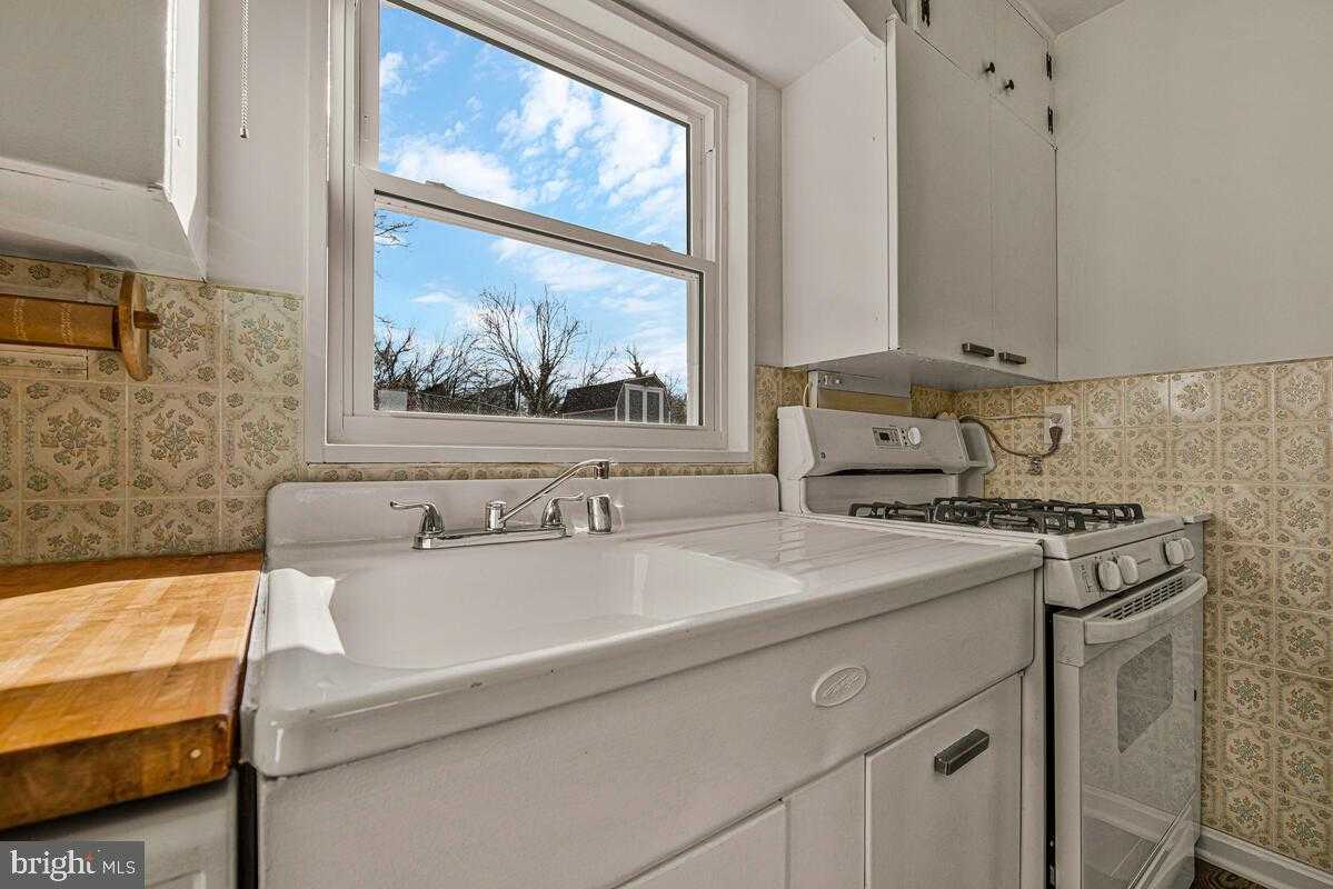 4803 Stockton Ln photo 15