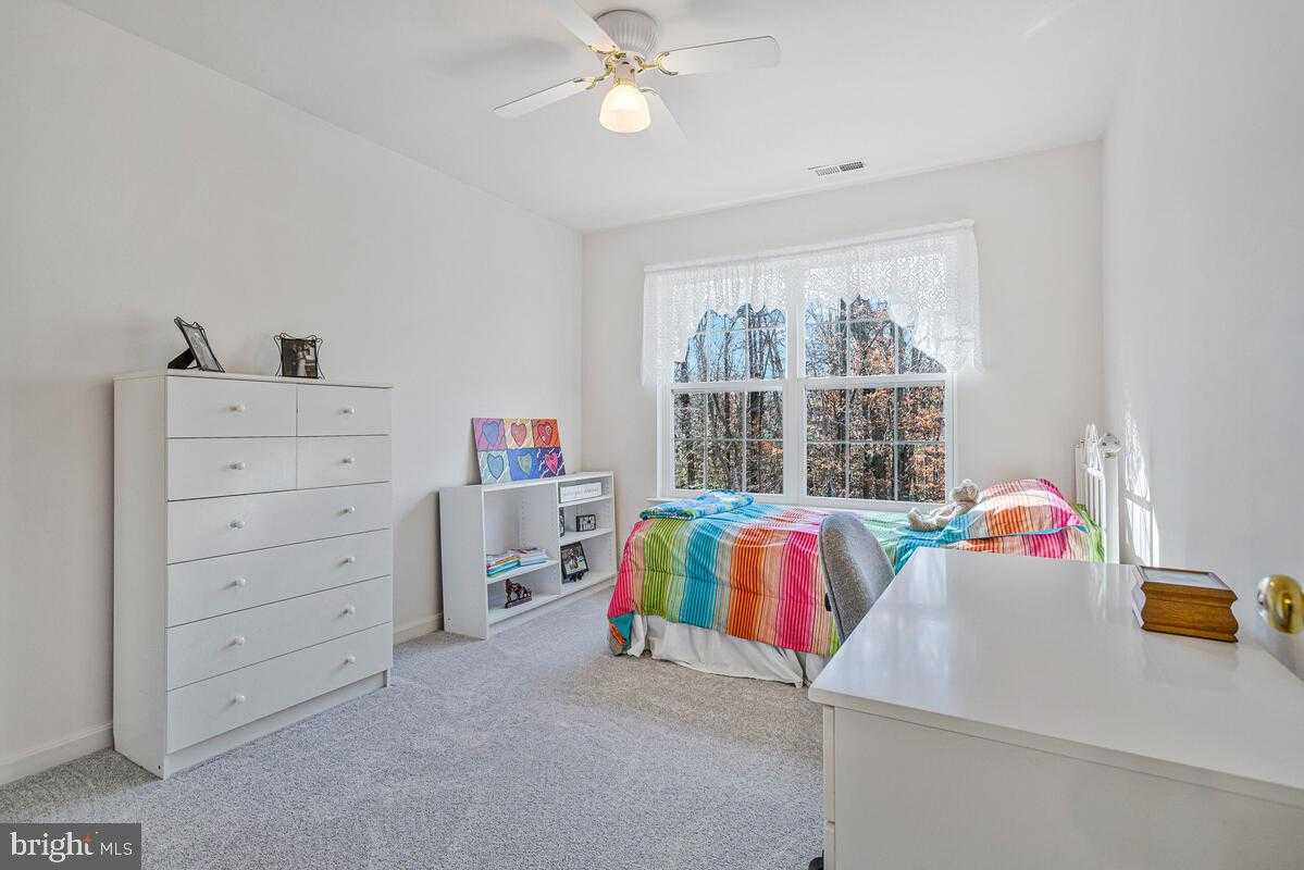 4818 Independence Dr photo 28