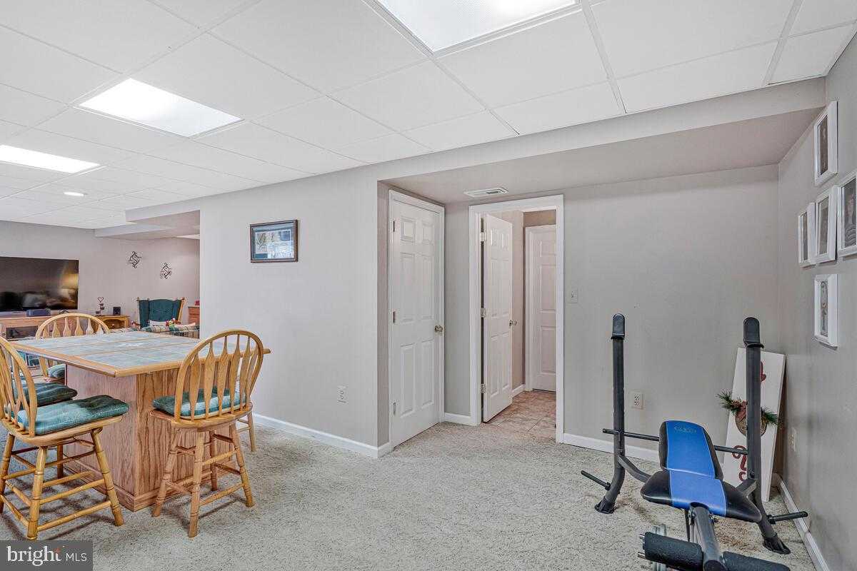 4818 Independence Dr photo 38