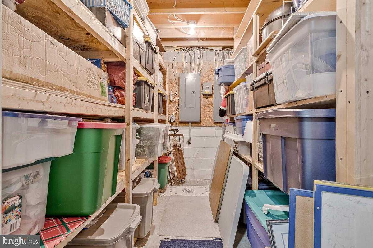 4818 Independence Dr photo 41