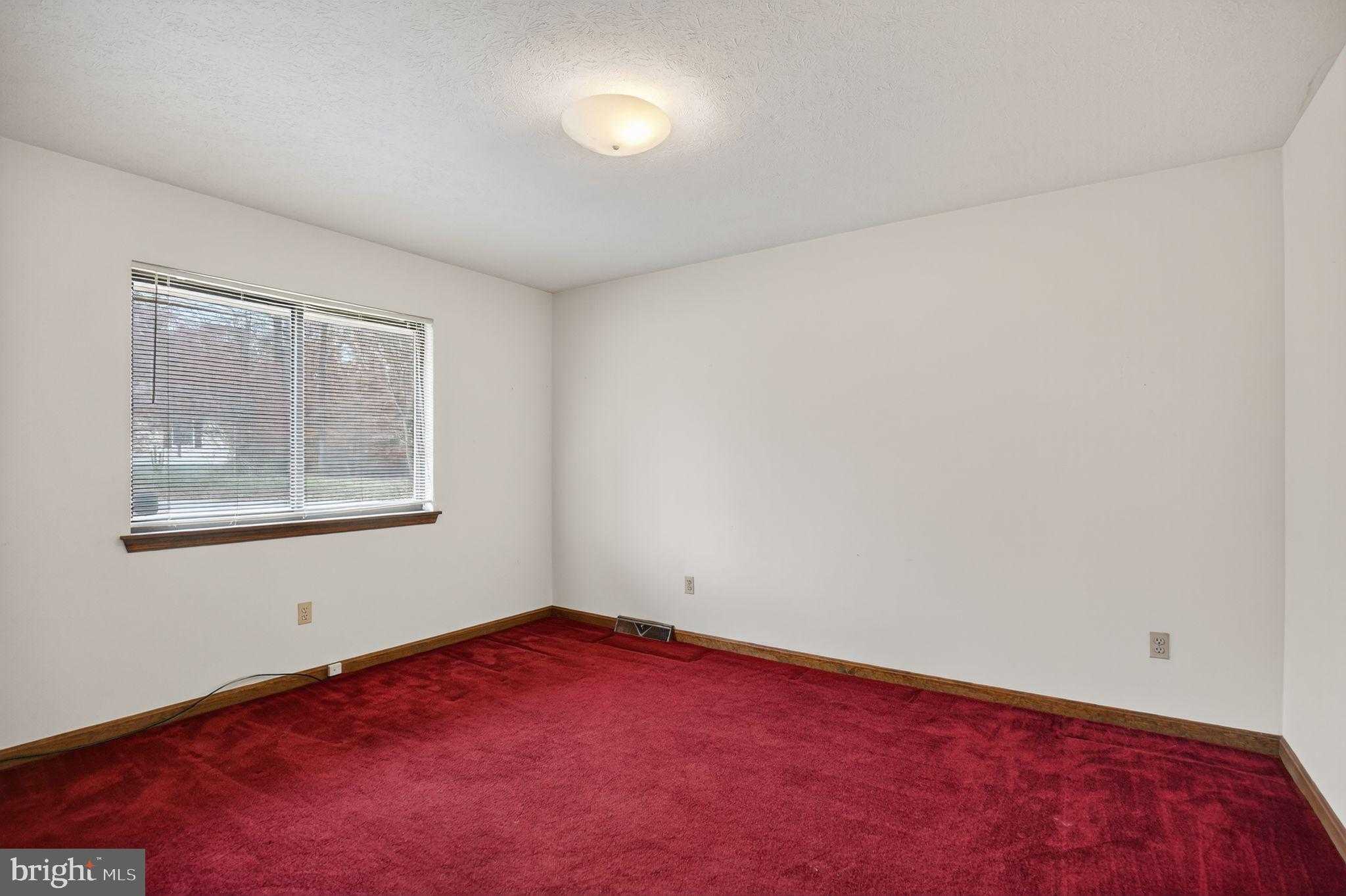 779 Spruce Dr photo 17