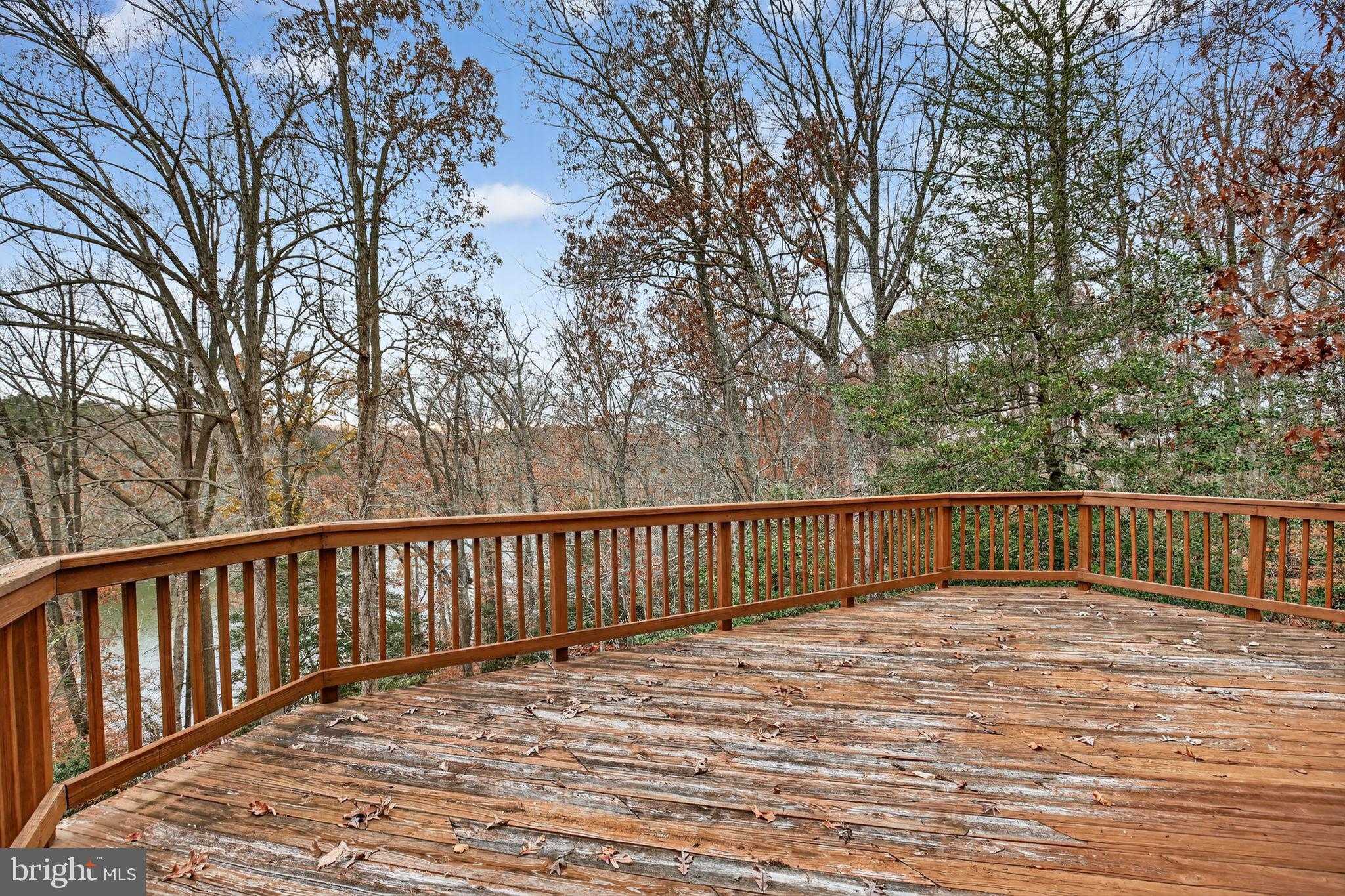 779 Spruce Dr photo 32