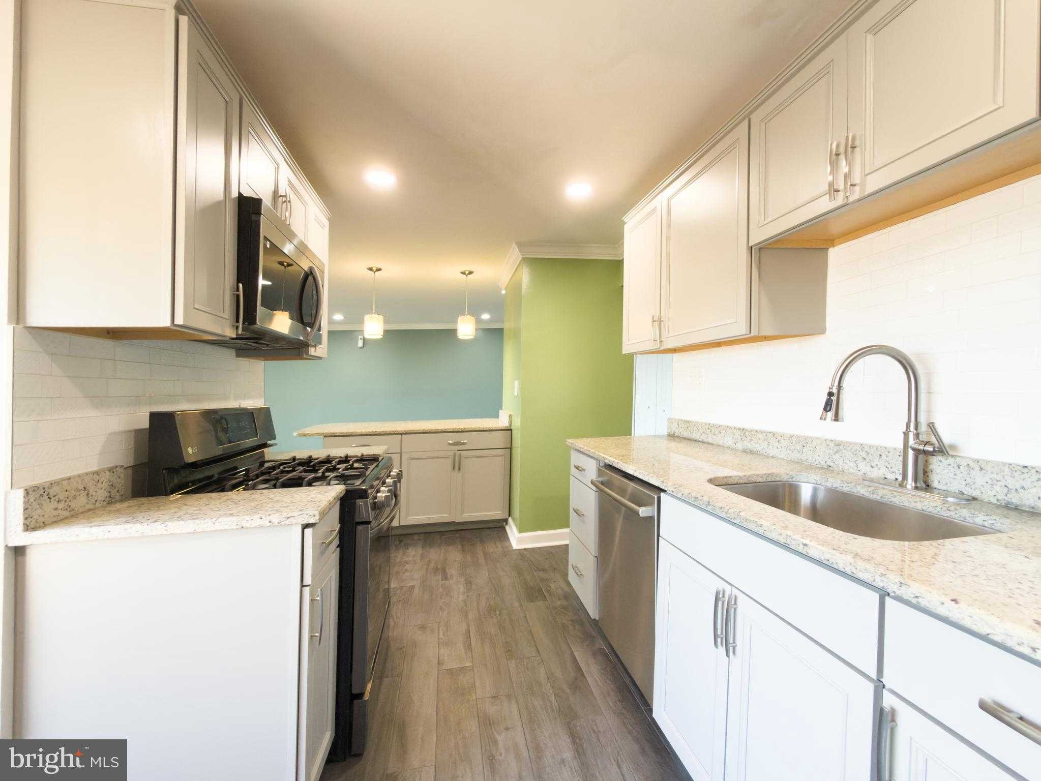 3327 Huntley Square Dr photo 2