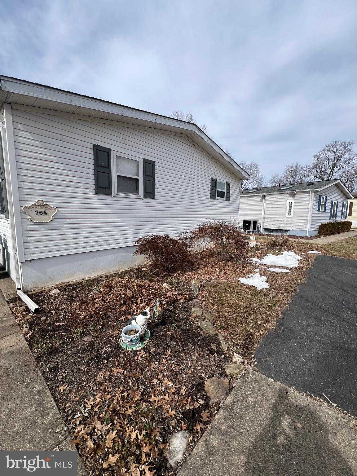 764 Aspen Cir photo 11