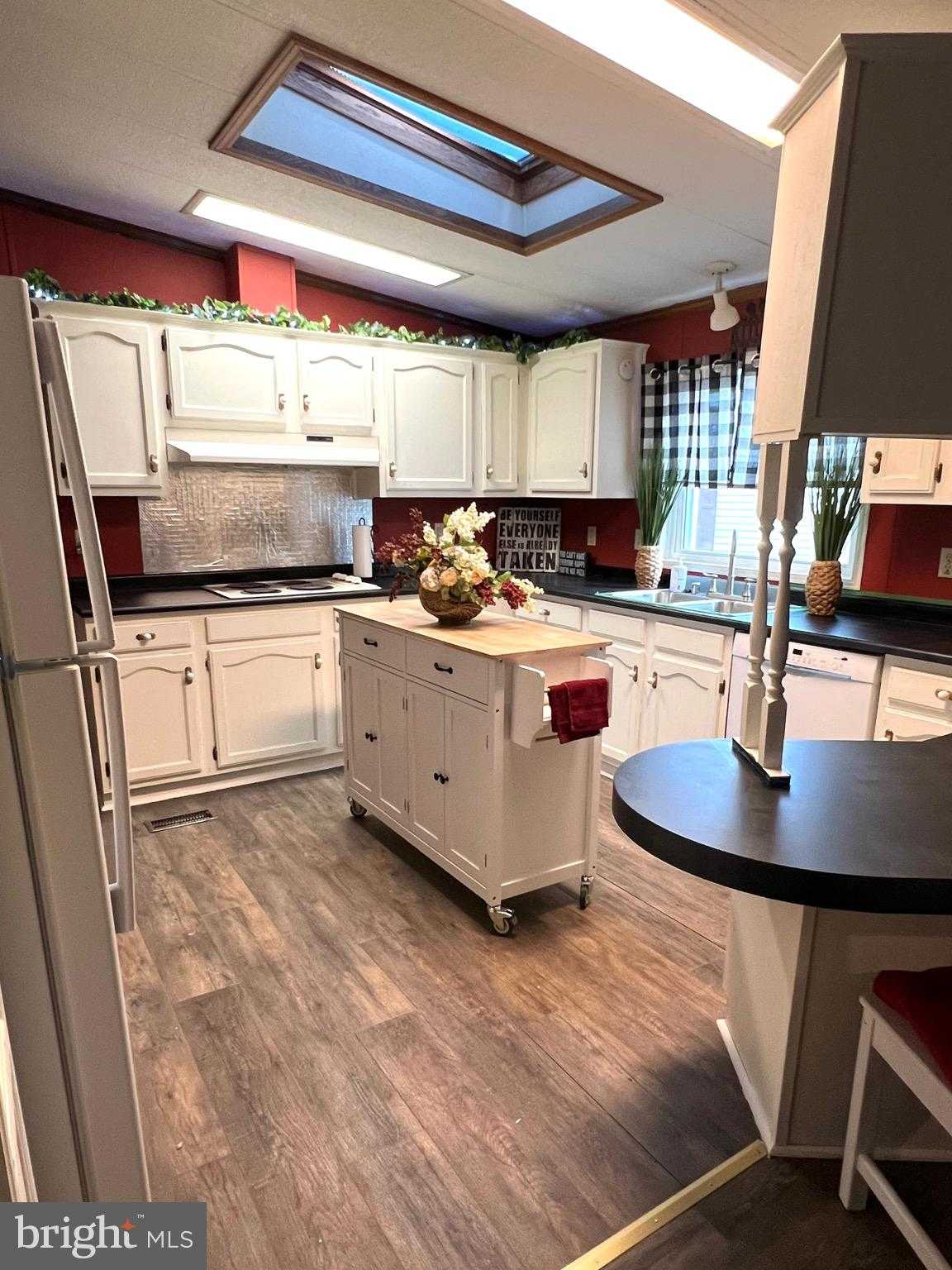 764 Aspen Cir photo 19