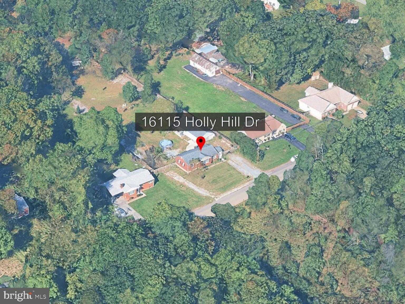 16115 Holly Hill Dr photo 2