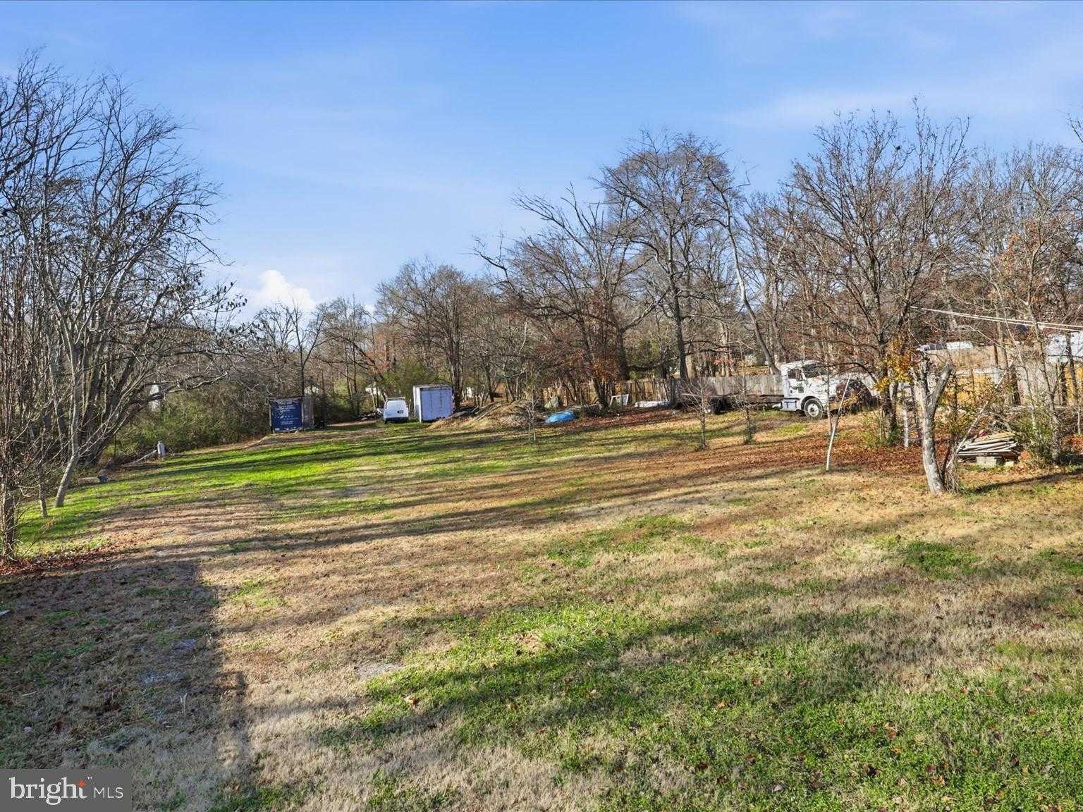 16115 Holly Hill Dr photo 32