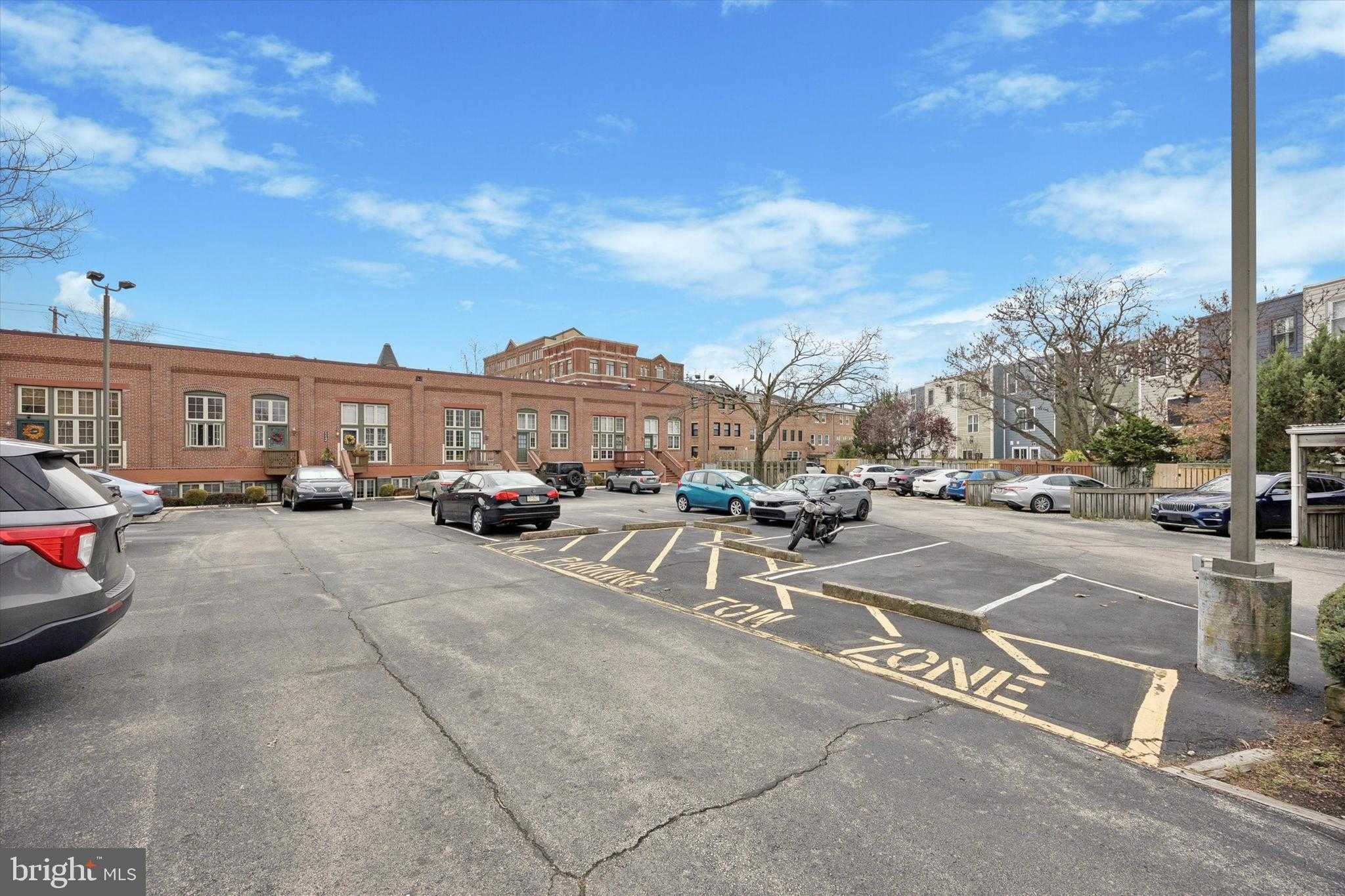 844 N 29th St Apt 106 photo 29