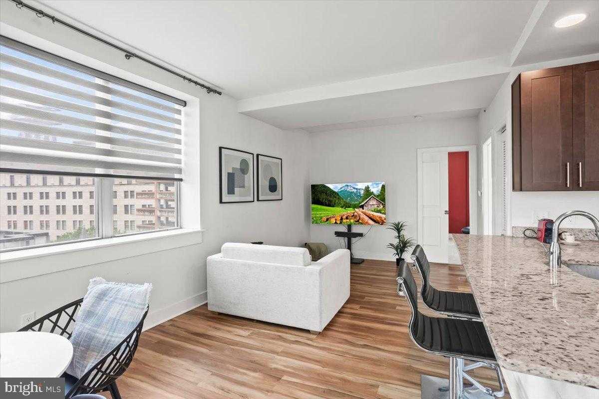 231 State St Apt 805 photo 7