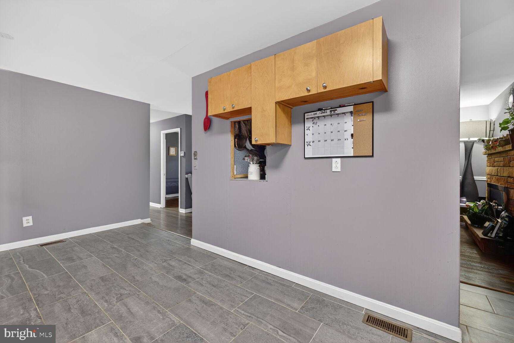 8418 Mapleville Rd photo 8