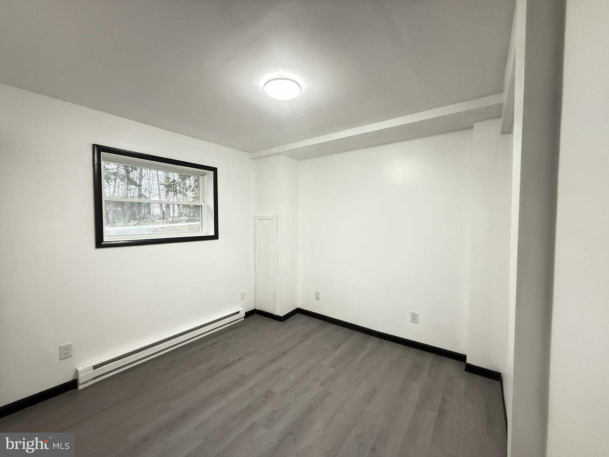 8066 Red Squirrel Dr photo 11