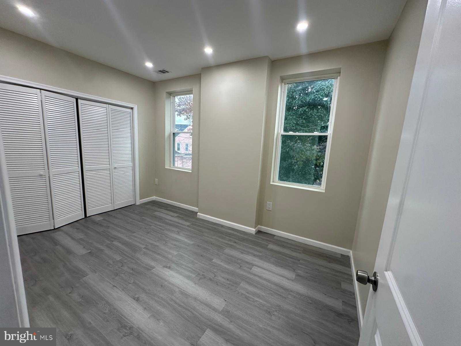 4666 Duffield St photo 13